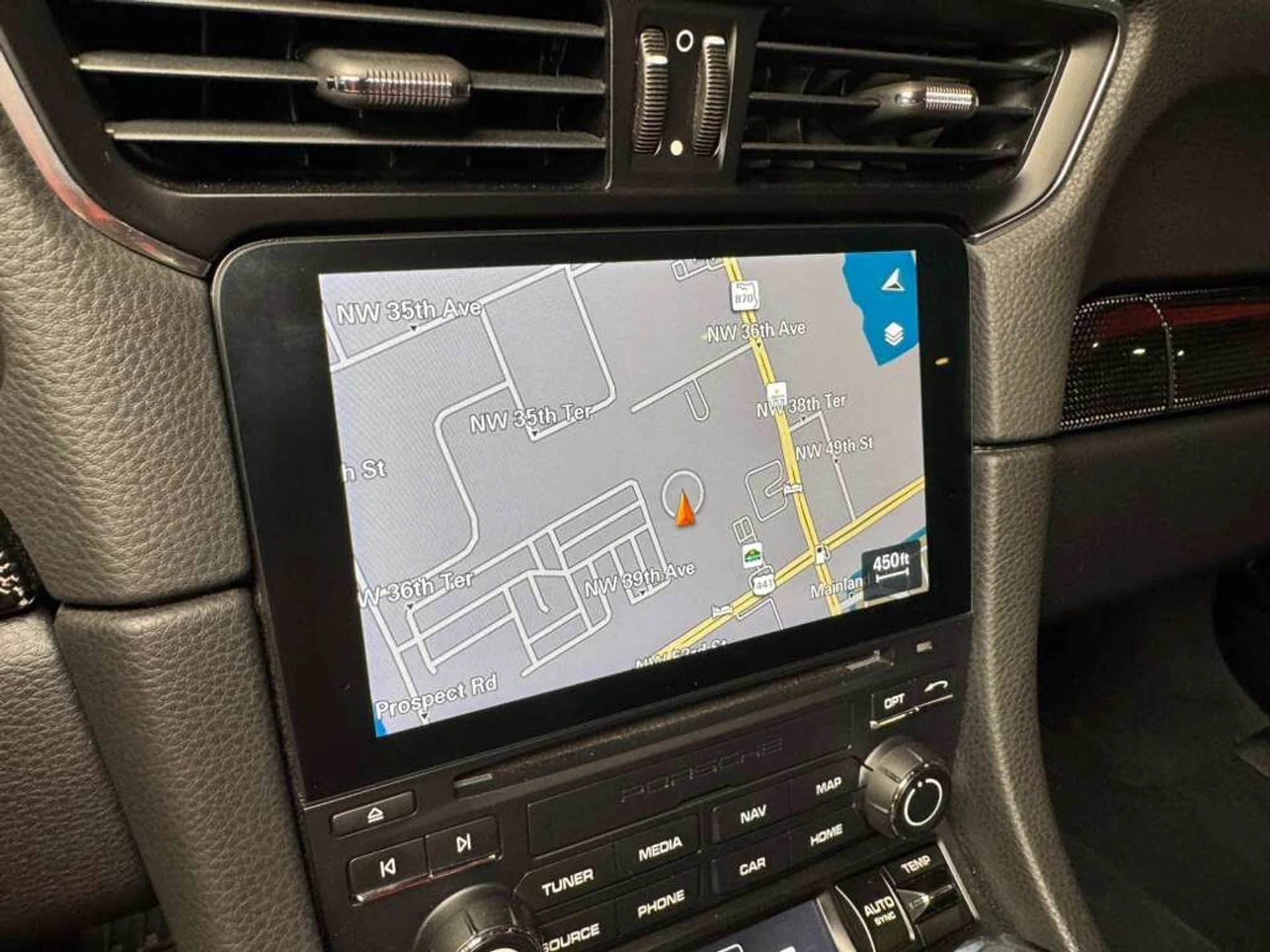 mph016_1272506869_f57b9855fe7755340d66b60be66d33cb_238aaae5f0