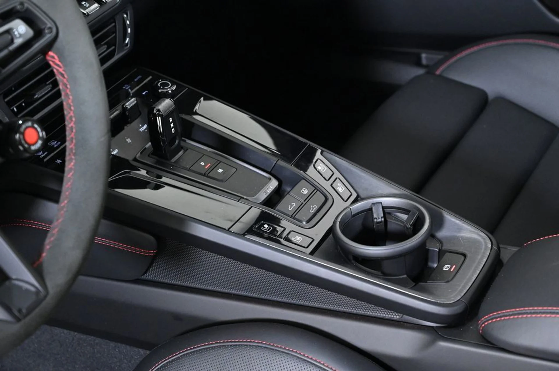 mph016_1273209114_f8c13ce9bf1c7f599928524ded713f17x_b838225da1