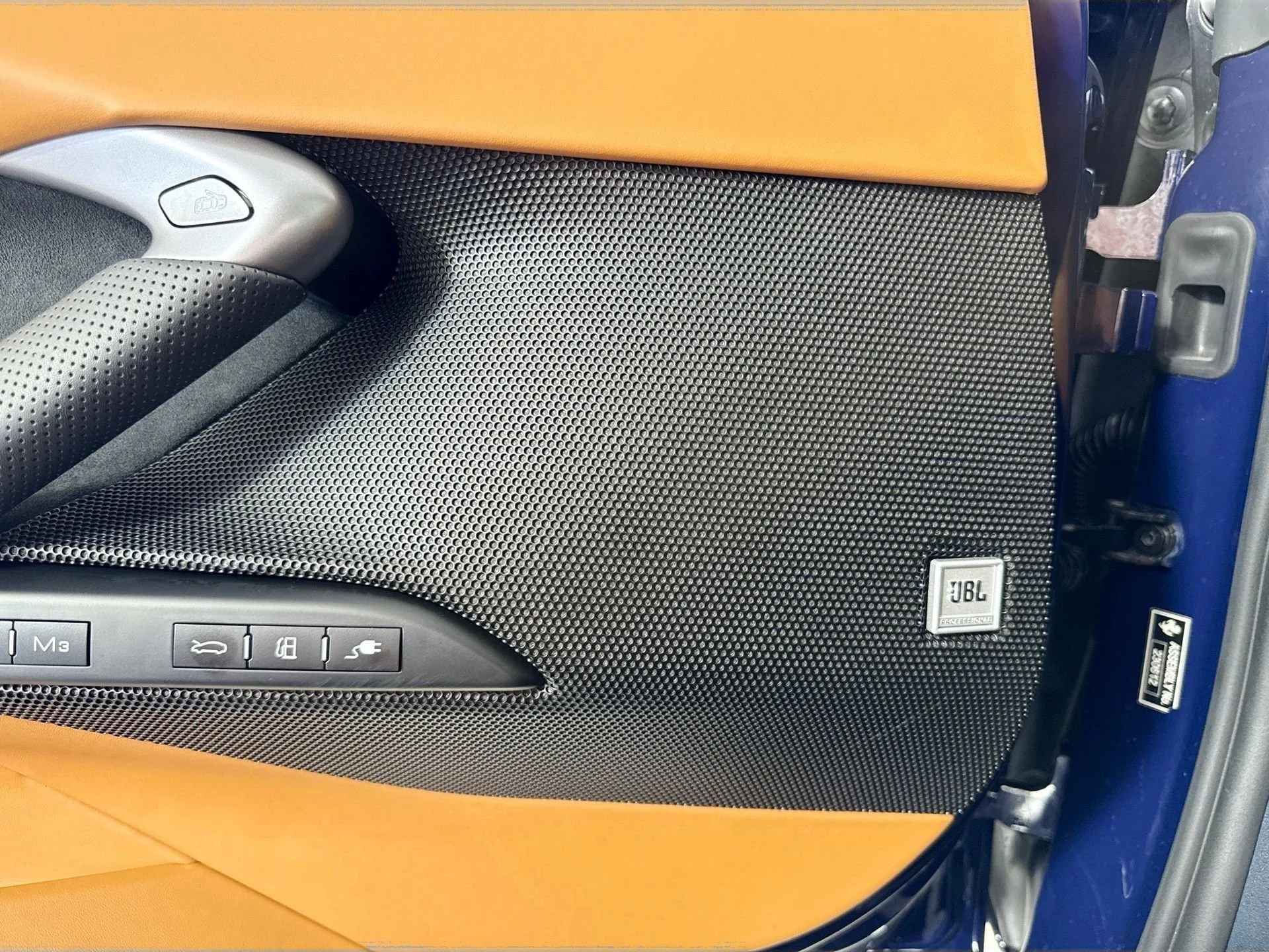 mph016_1275444827_c272b7bc5817b643c4382d34f758f9e4_5407c210a6