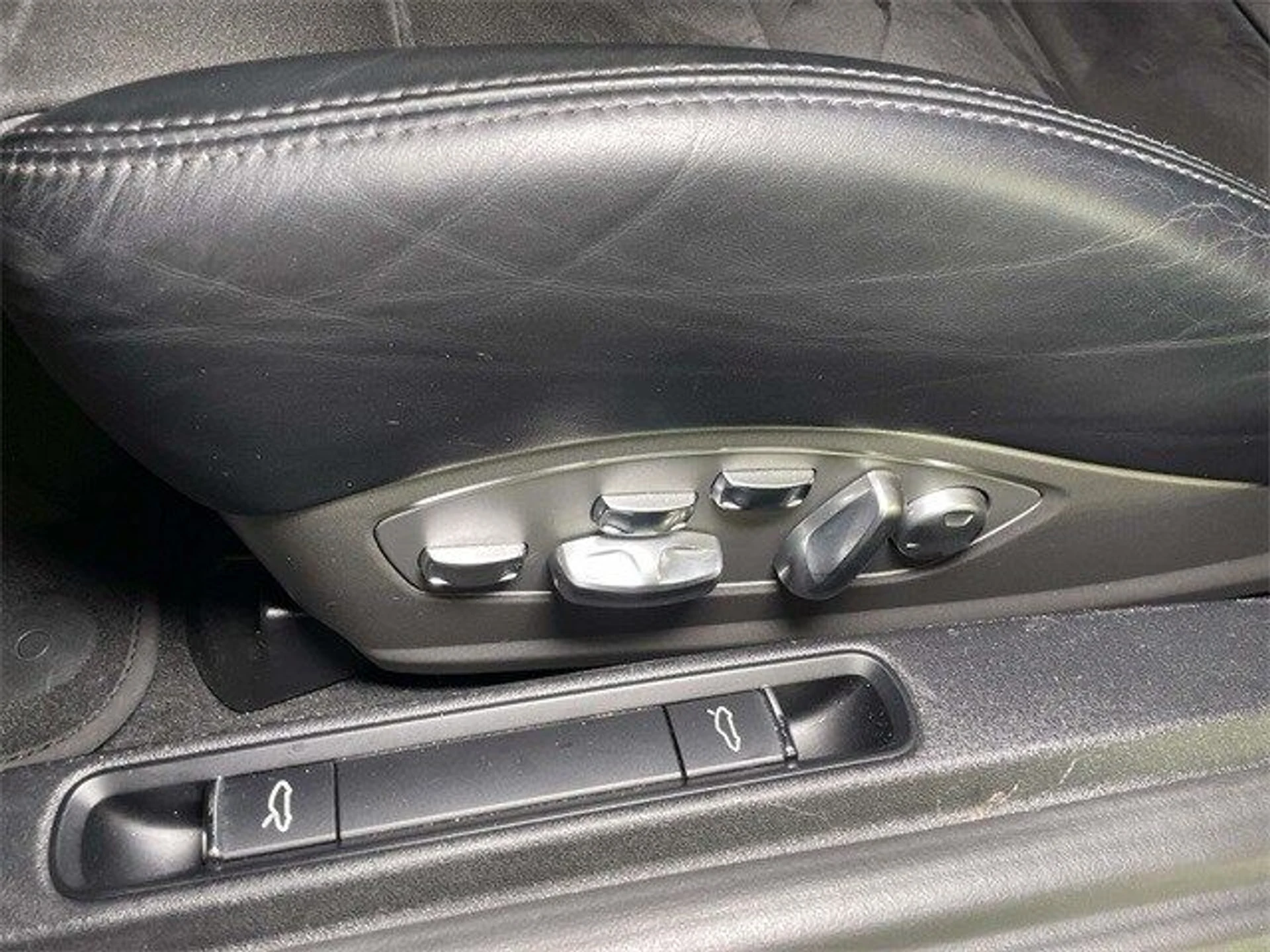 mph016_127817882_cb011878deebb4dbb3fa89705e151595x_5c96938063