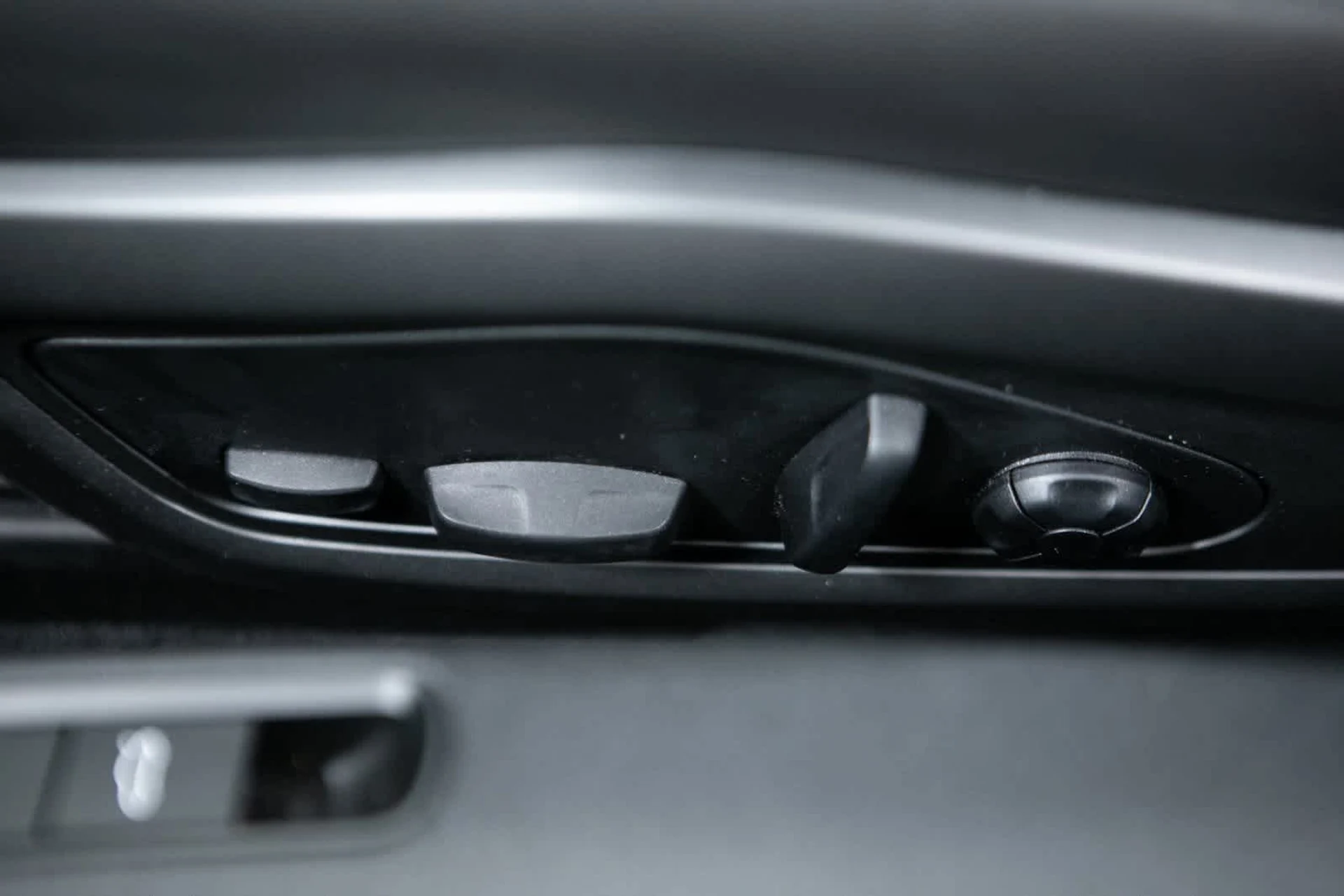 mph016_127990580_937678b4d44093ef787438cf3e978edax_18b25fa95e