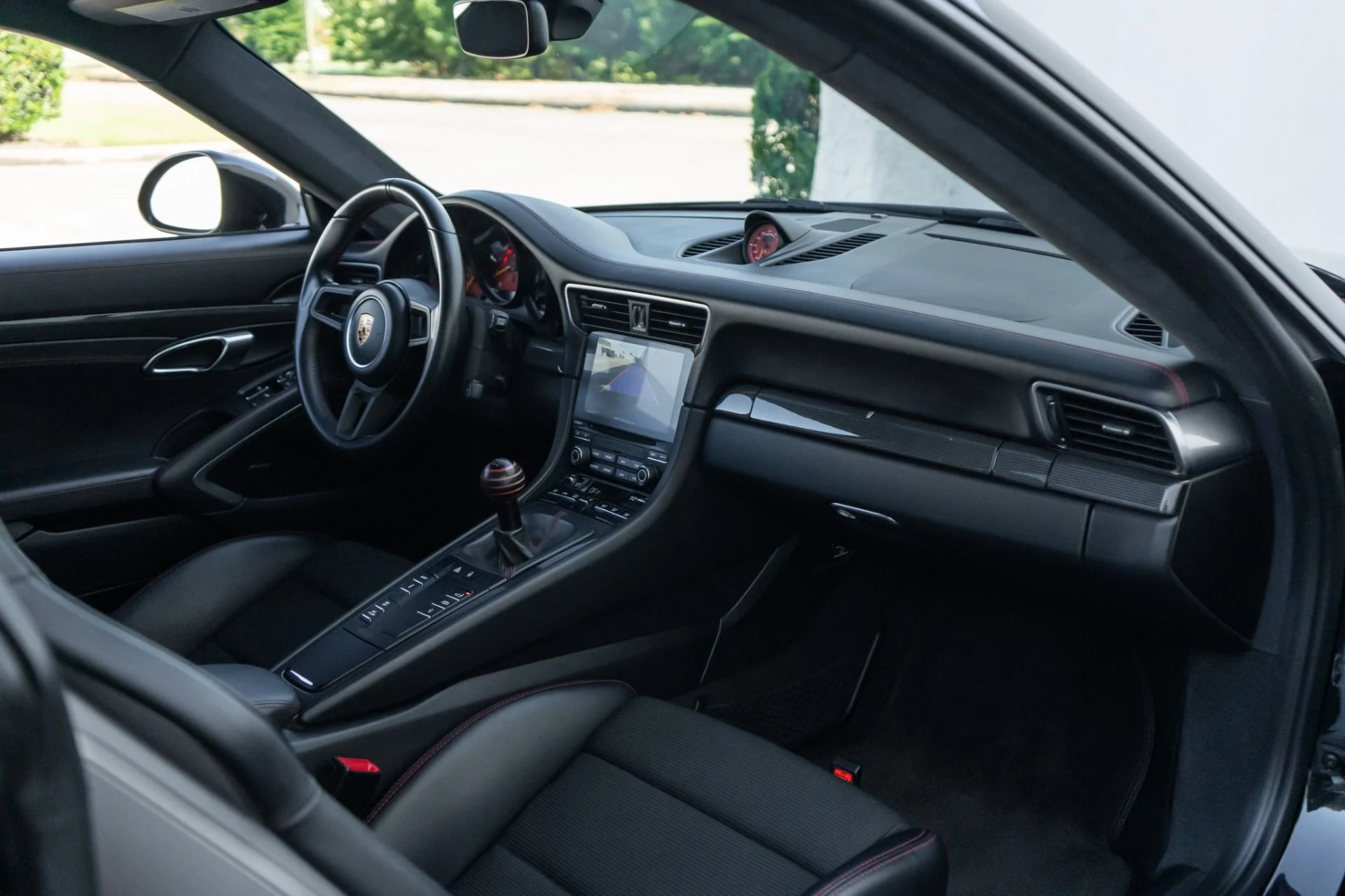 mph016_1281013023_Used_2018_Porsche_911_GT_3_Touring_1787008585_292cee685b