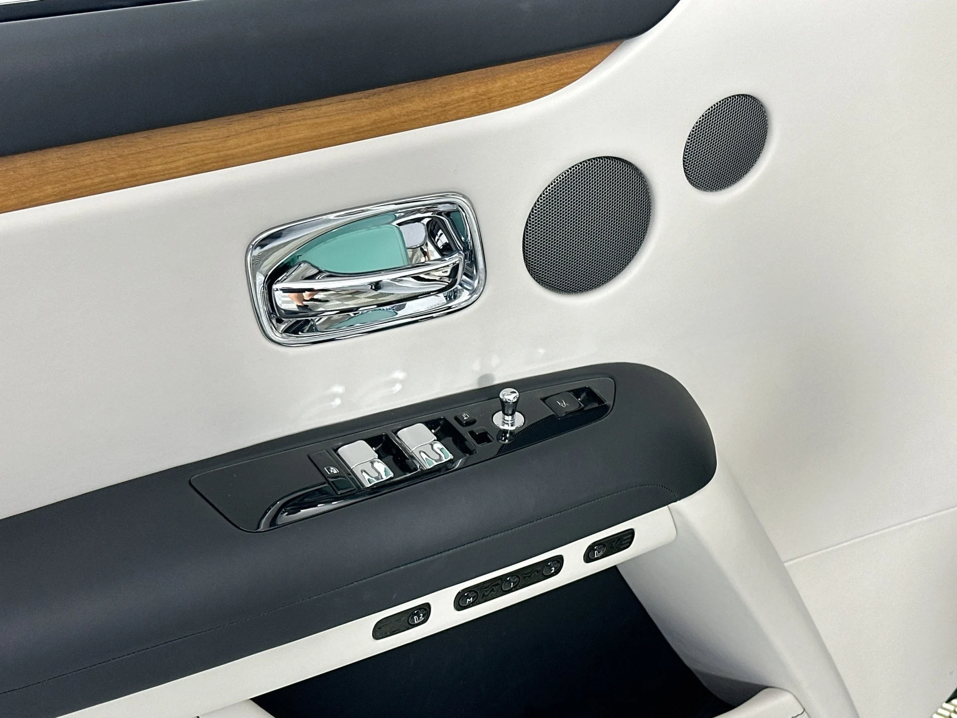 mph016_1286368569_17_1d1aad8f2d