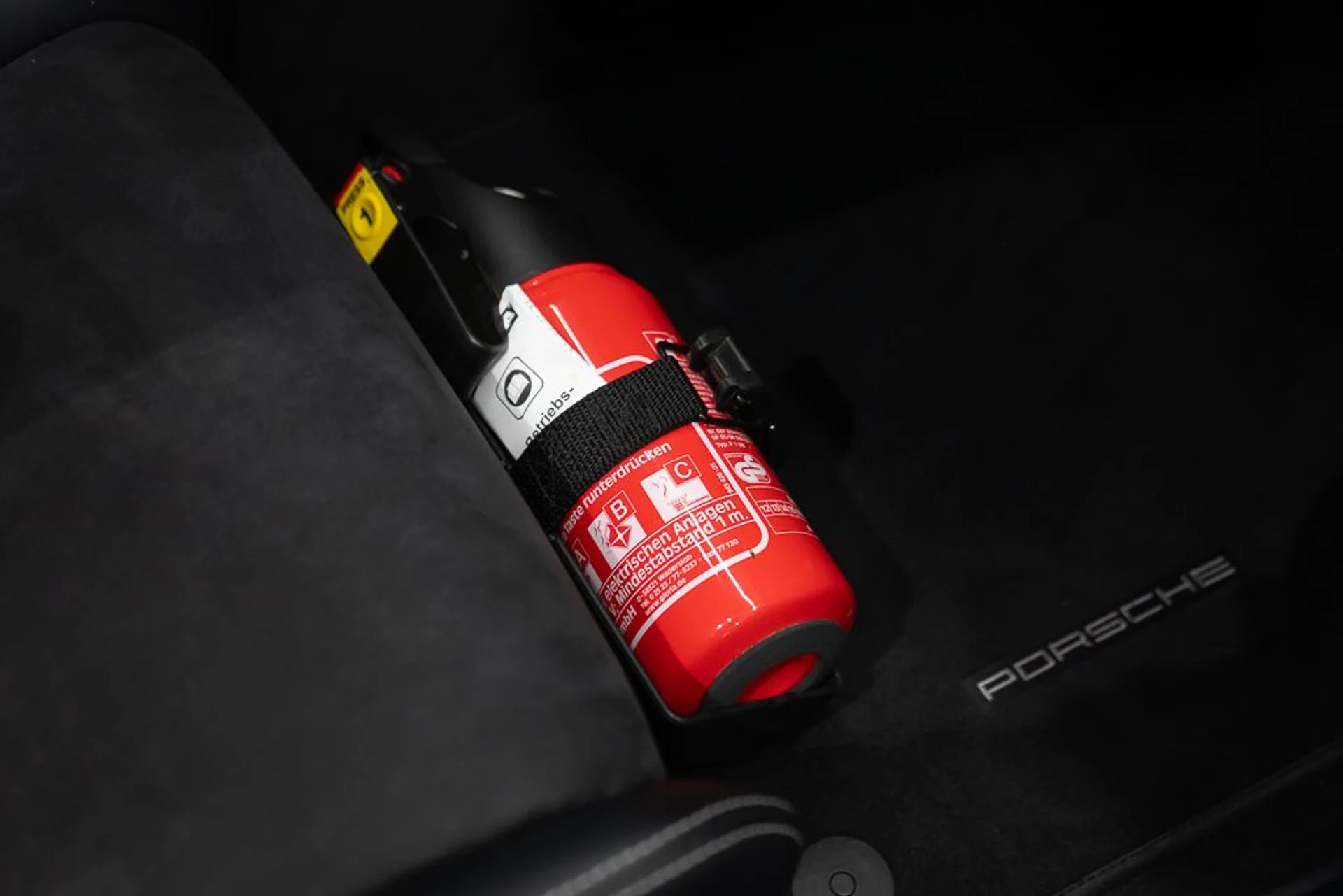 mph016_1288974586_porsche_911_2016_jpg_v_1777670076_38fef7c91f
