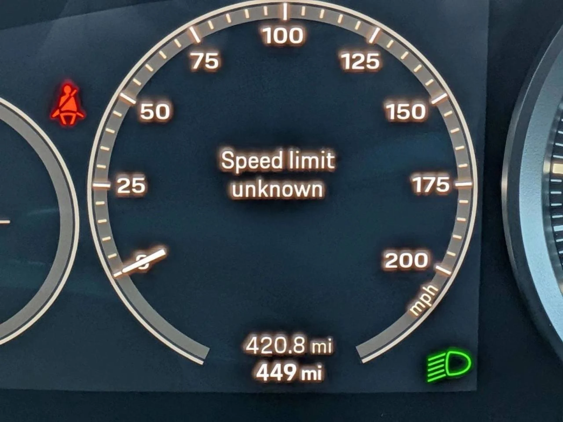 mph016_1289033771_cf1a3ea101b398f6a61c9ef96c234d8ax_439e61aff1