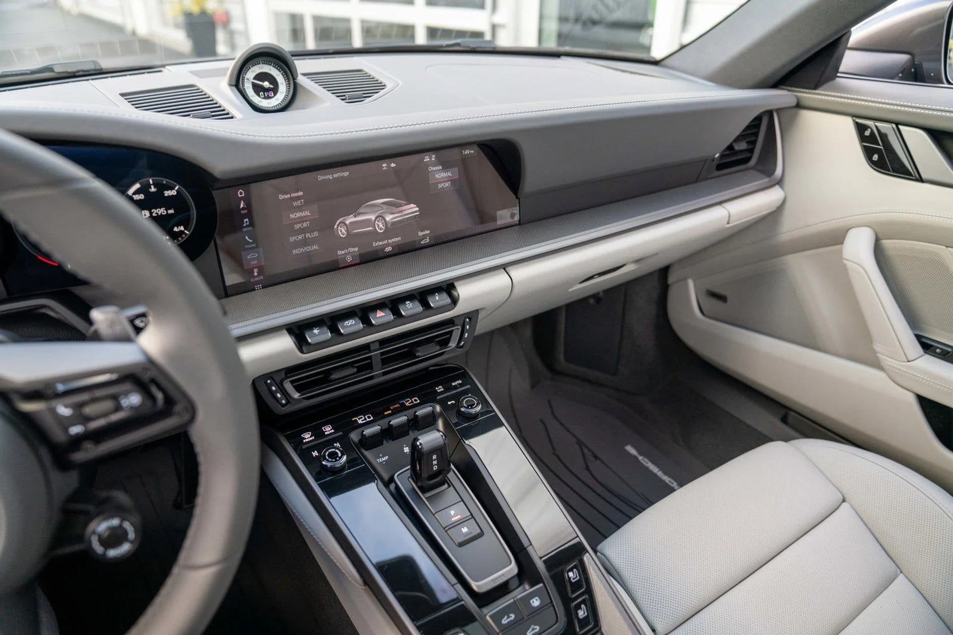 mph016_129706741_17_9b590838b8