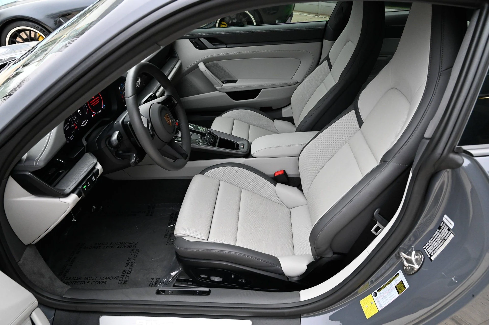 mph016_1301441992_b469f119c2374b9389a9e1e291038ff9_3718f343a7