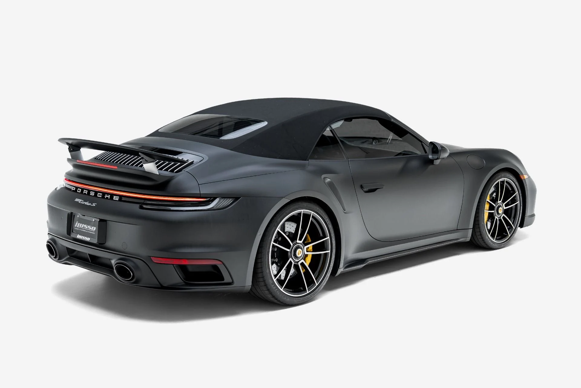 mph016_1303455828_Used_2022_Porsche_911_Turbo_S_1787785324_5cae3b4aea