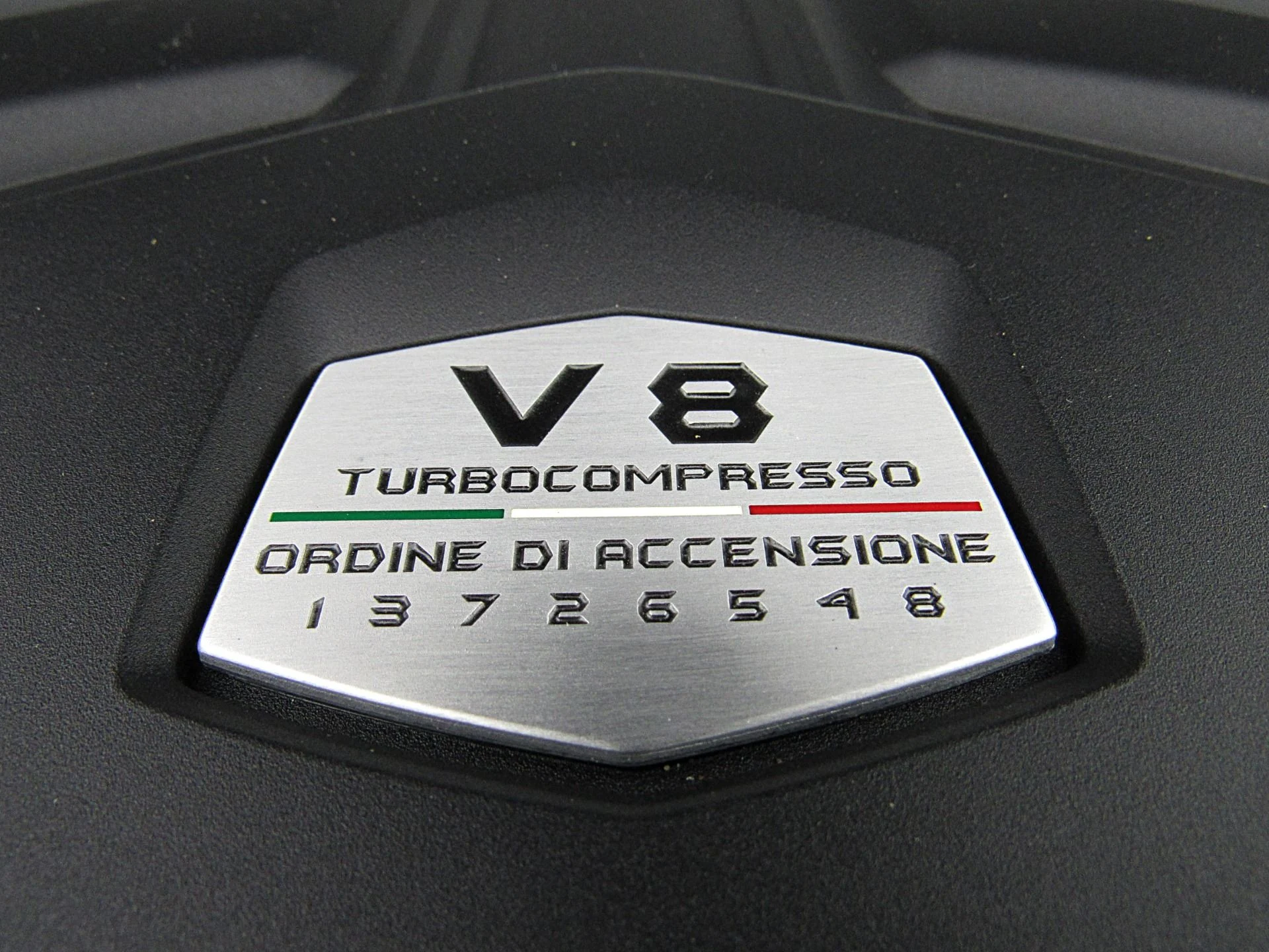 mph016_1310138264_Used_2022_Lamborghini_Urus_SELEZIONE_PRE_OWNED_CERTIFIED_e311da0498