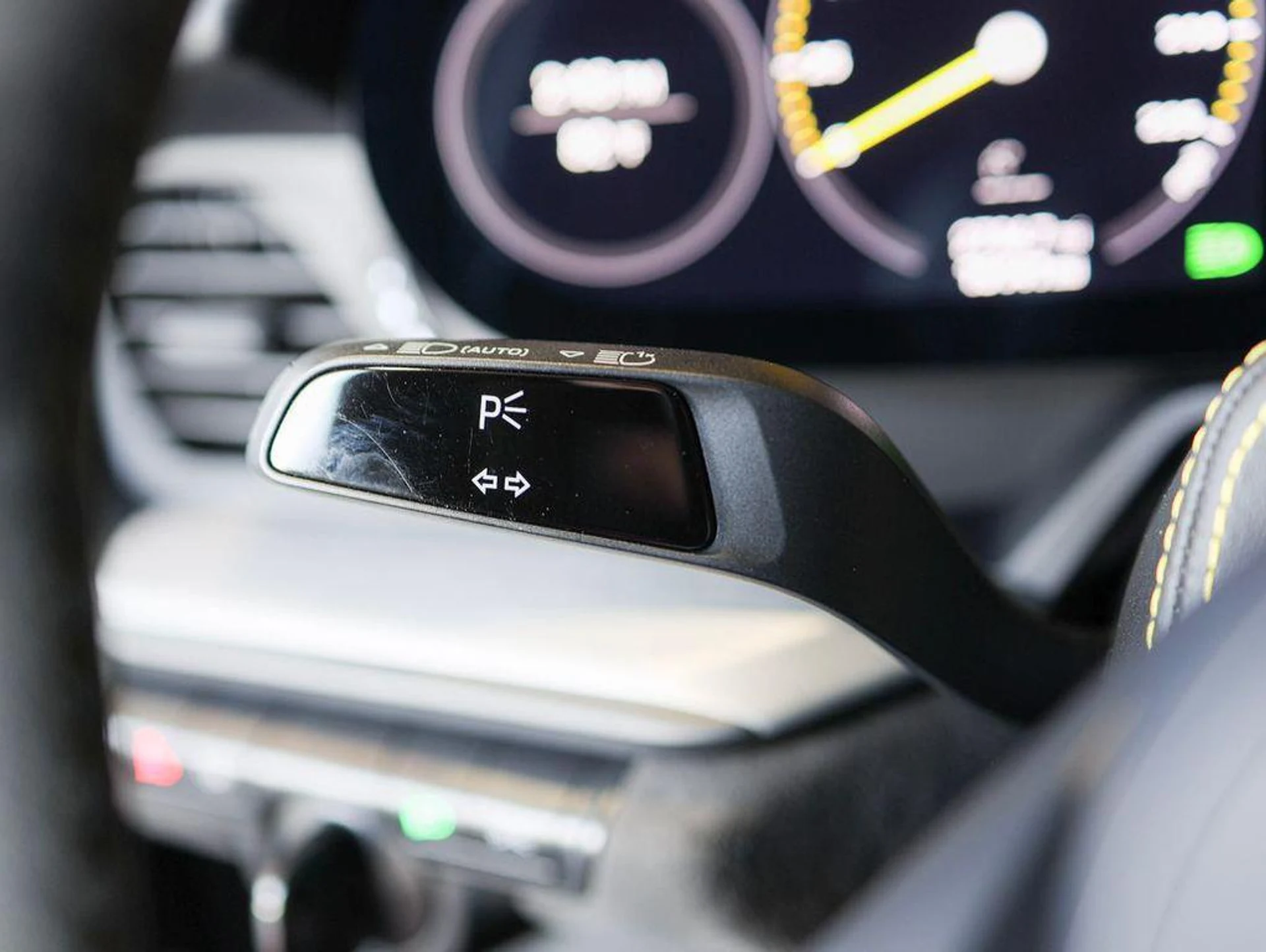 mph016_1316853861_Sp_Ig_LH_Lbgt_Tzv_P4eir_U5i_JD_Ex_A_4079d4b581