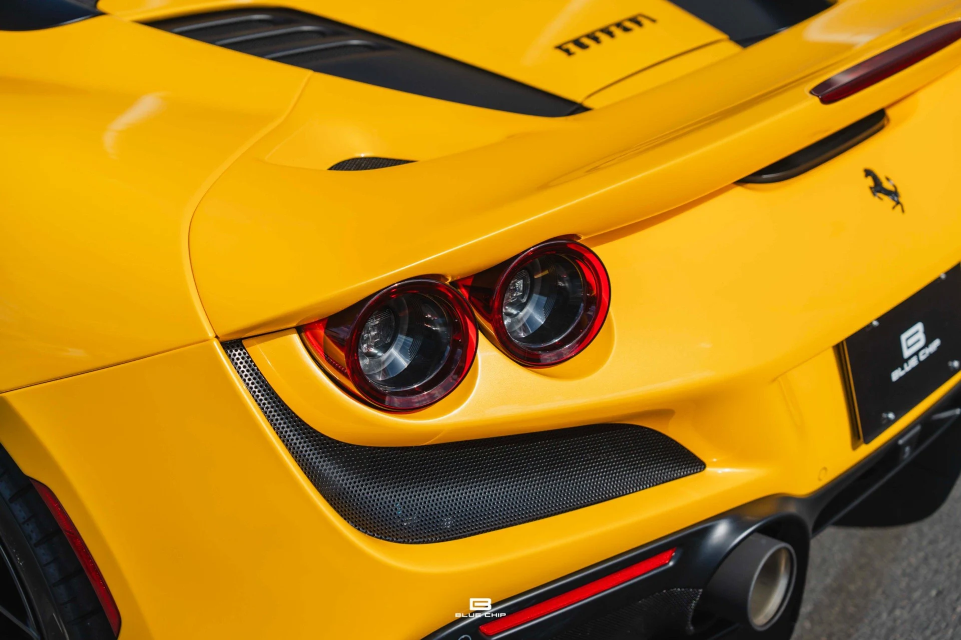 mph016_1320349333_6a2adfa4f8cb6a1ada6e6bb0_762_20_202021_20_Ferrari_20_F8_20_Spider_20_20016_9cf14f40c0