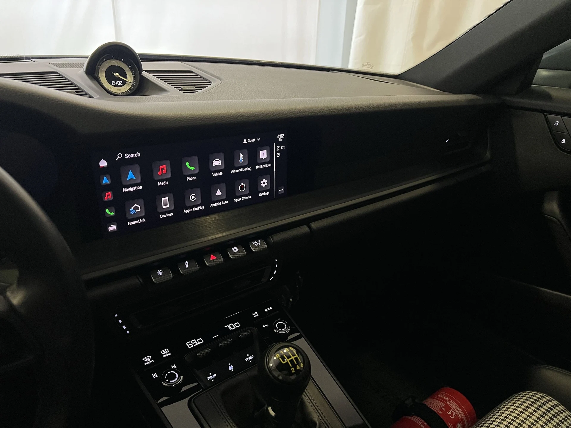 mph016_132276571_493696ed9324db788848afceda04751cx_1fb3e24b5b