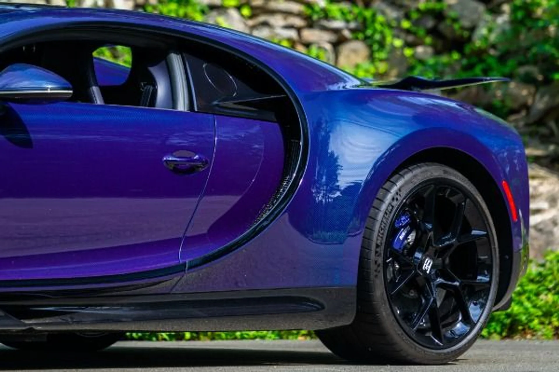 mph016_1329835196_Used_2018_Bugatti_Chiron_Chiron_d22e5a452e