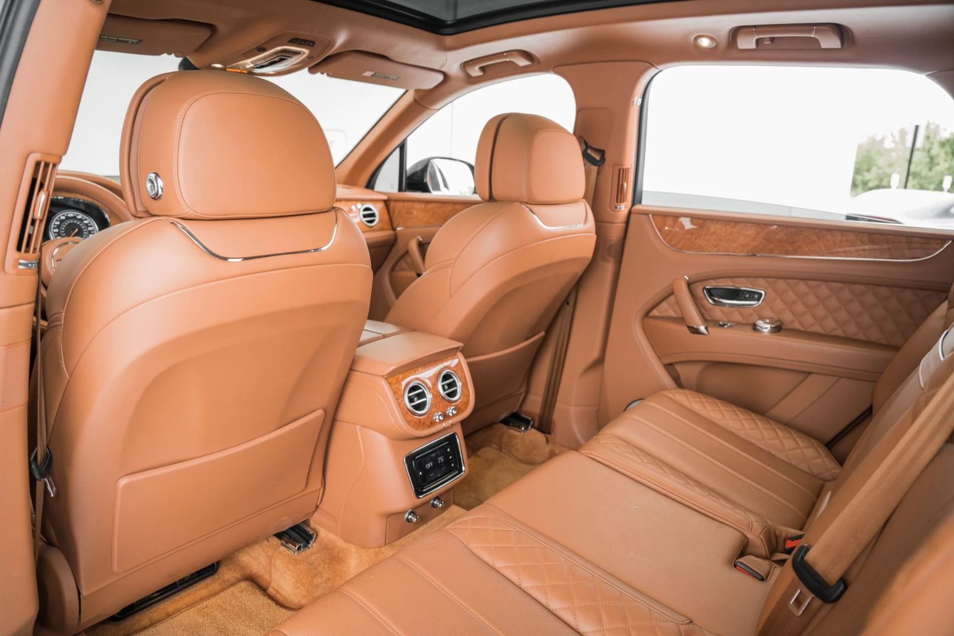 mph016_133054371_Used_2017_Bentley_Bentayga_W12_1683658990_5d899d8919