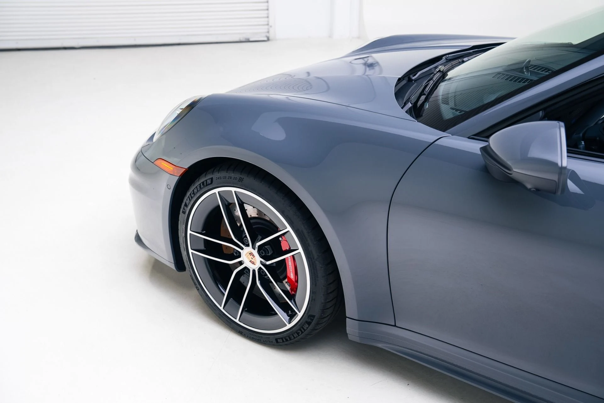 mph016_1334906031_Used_2025_Porsche_911_Carrera_S_1767146982_31193dcbb5