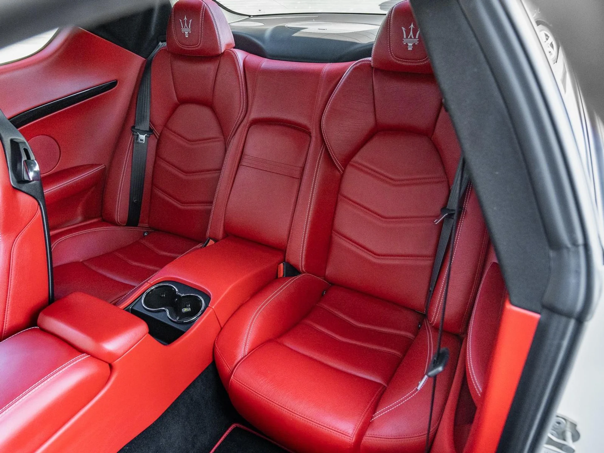 mph016_1346332795_Used_2017_Maserati_Gran_Turismo_Sport_1759184198_1ac62e128a