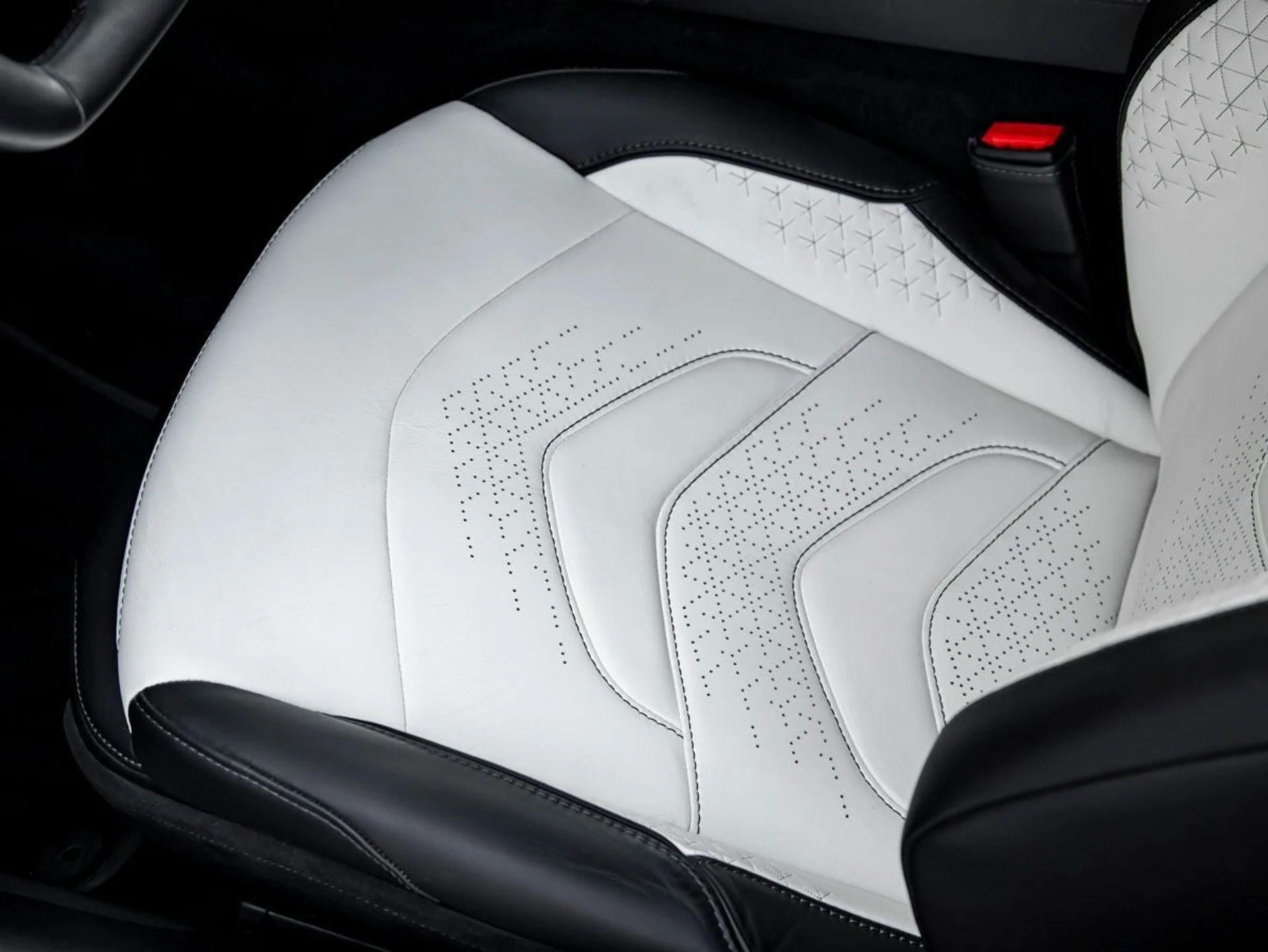 mph016_135178817_17_90c92fa6d4