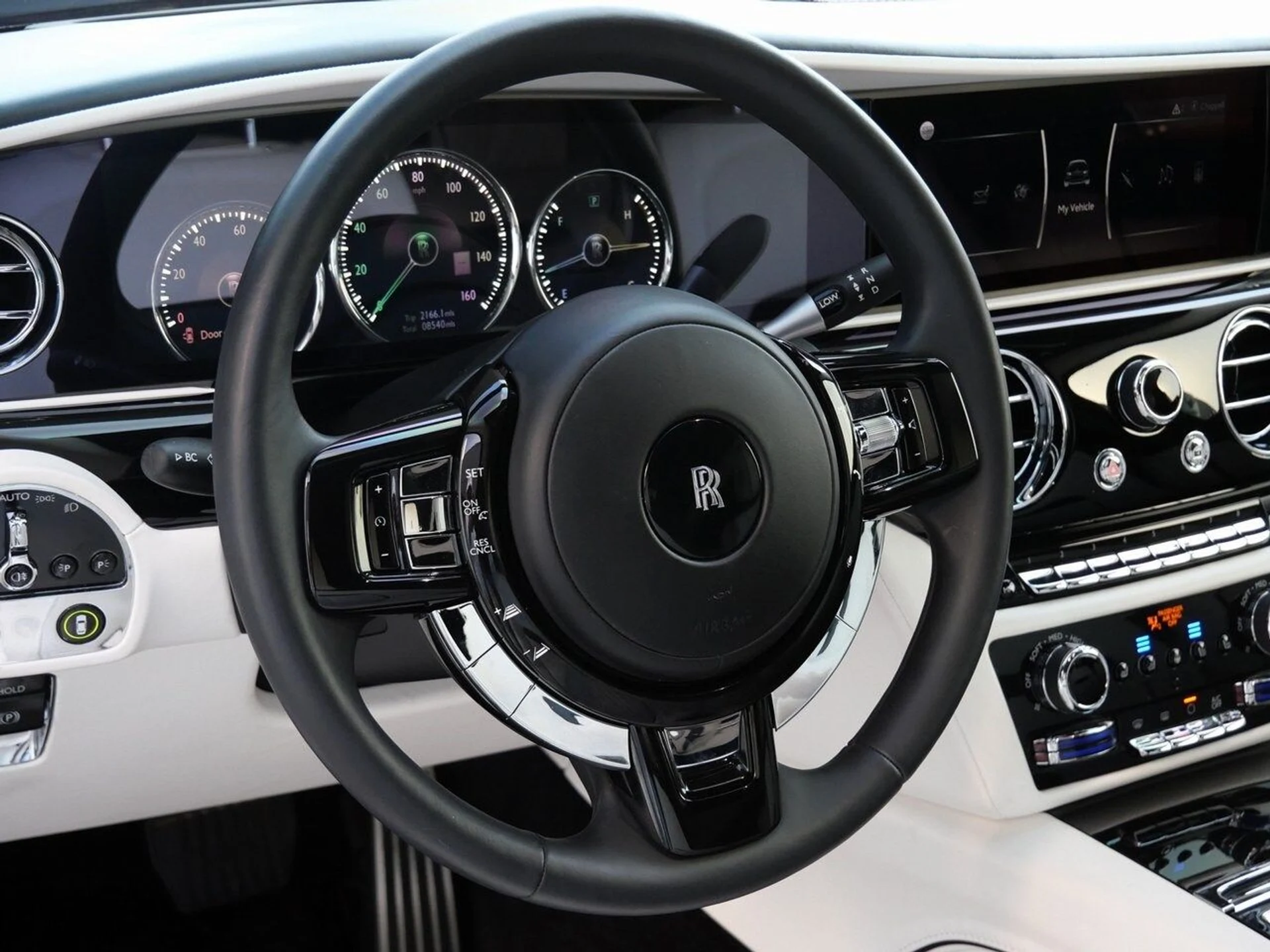 mph016_1352188815_9fb11c3d245b610e75b567f9e6852747x_4000ecbf40