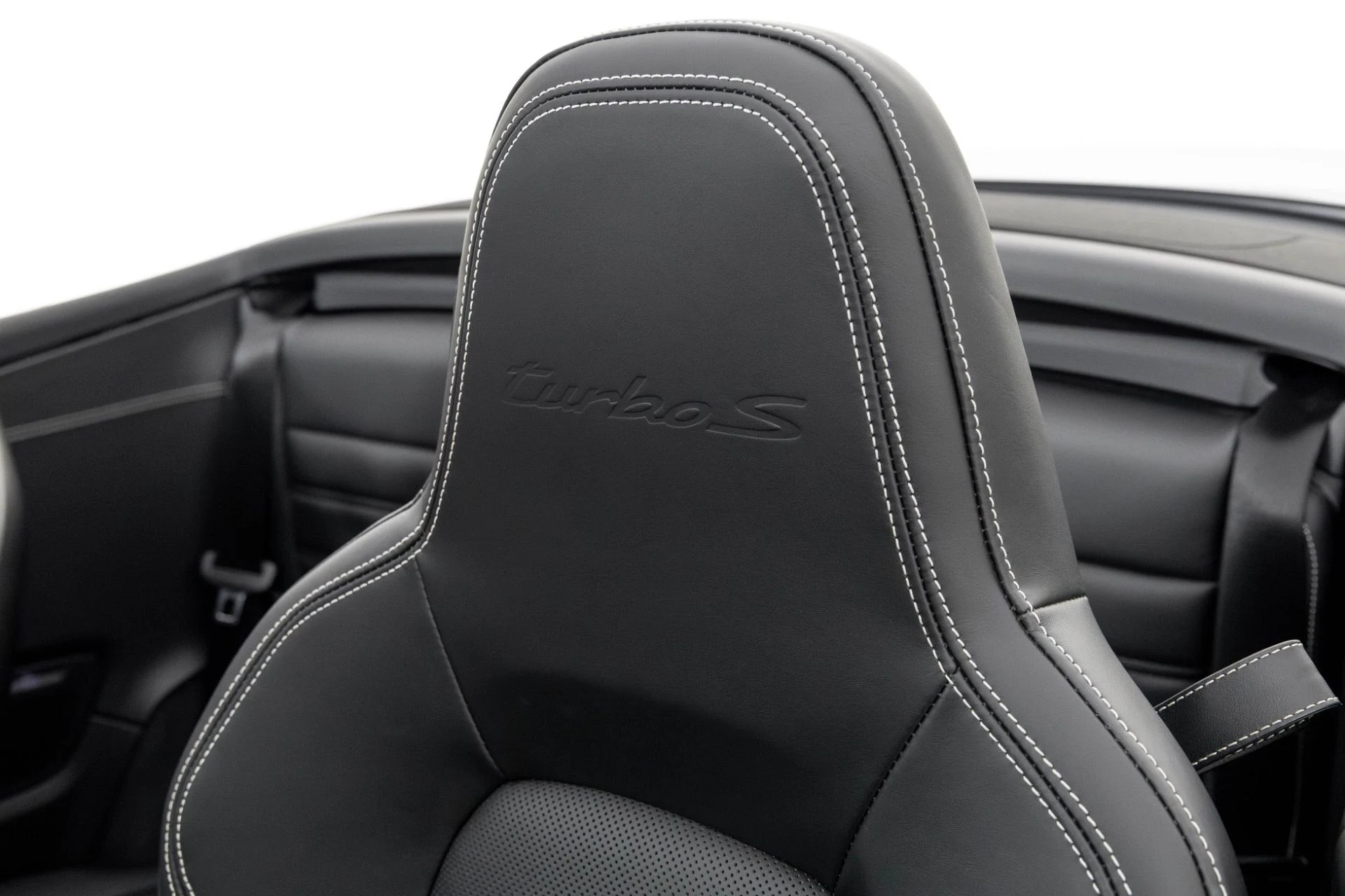 mph016_135235735_Used_2022_Porsche_911_Turbo_S_1764184612_2d3486f542