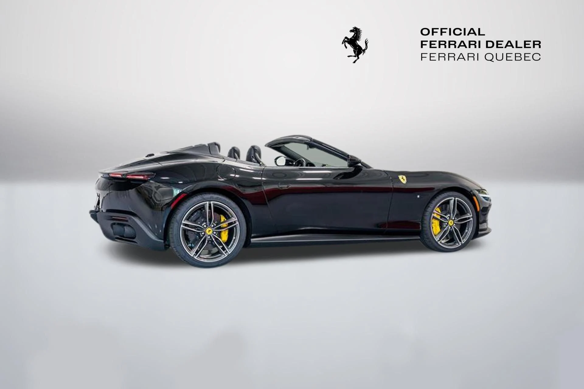 mph016_1353773738_Used_2025_Ferrari_Roma_Spider_Base_1782922944_fbef17cc13