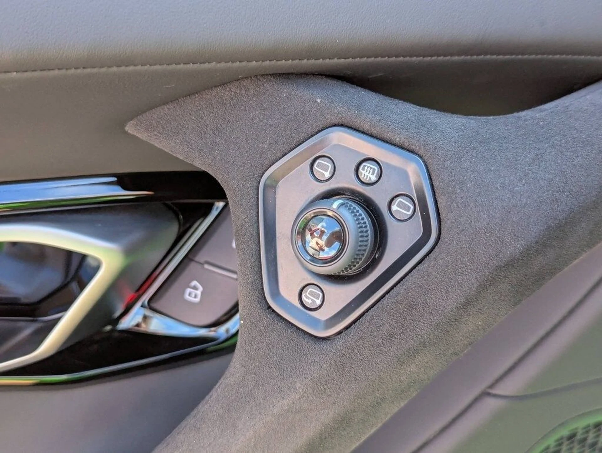 mph016_1356089925_8423c830fc988c8622fed3e59f220369x_179f5d49d9