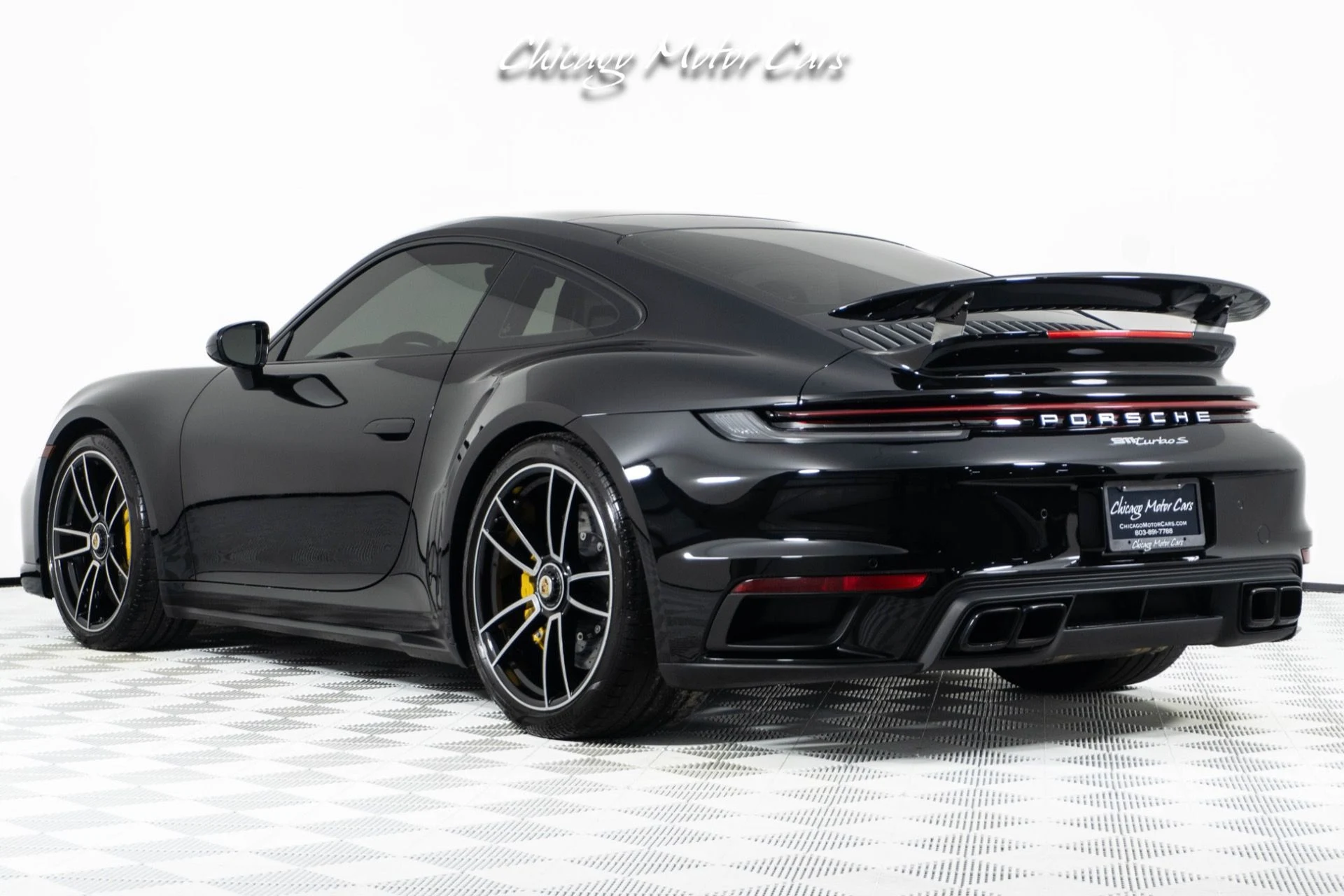 mph016_135636571_11976_p17_l_aa0c35ee7d