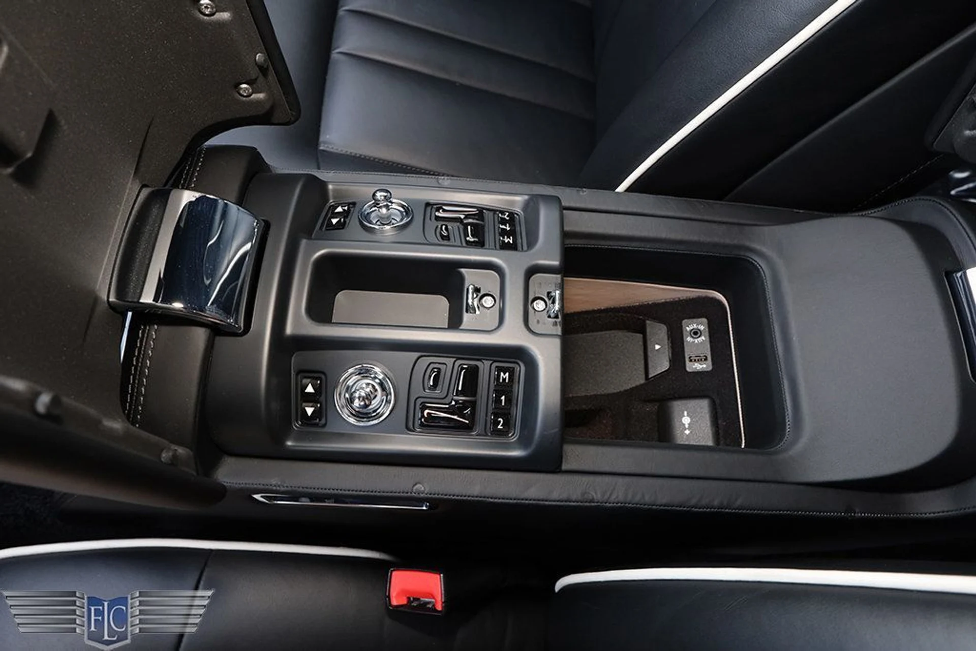 mph016_1377284561_used_2016_rolls_royce_phantom_4drsedan_6305_22959100_17_1024_2903e83462