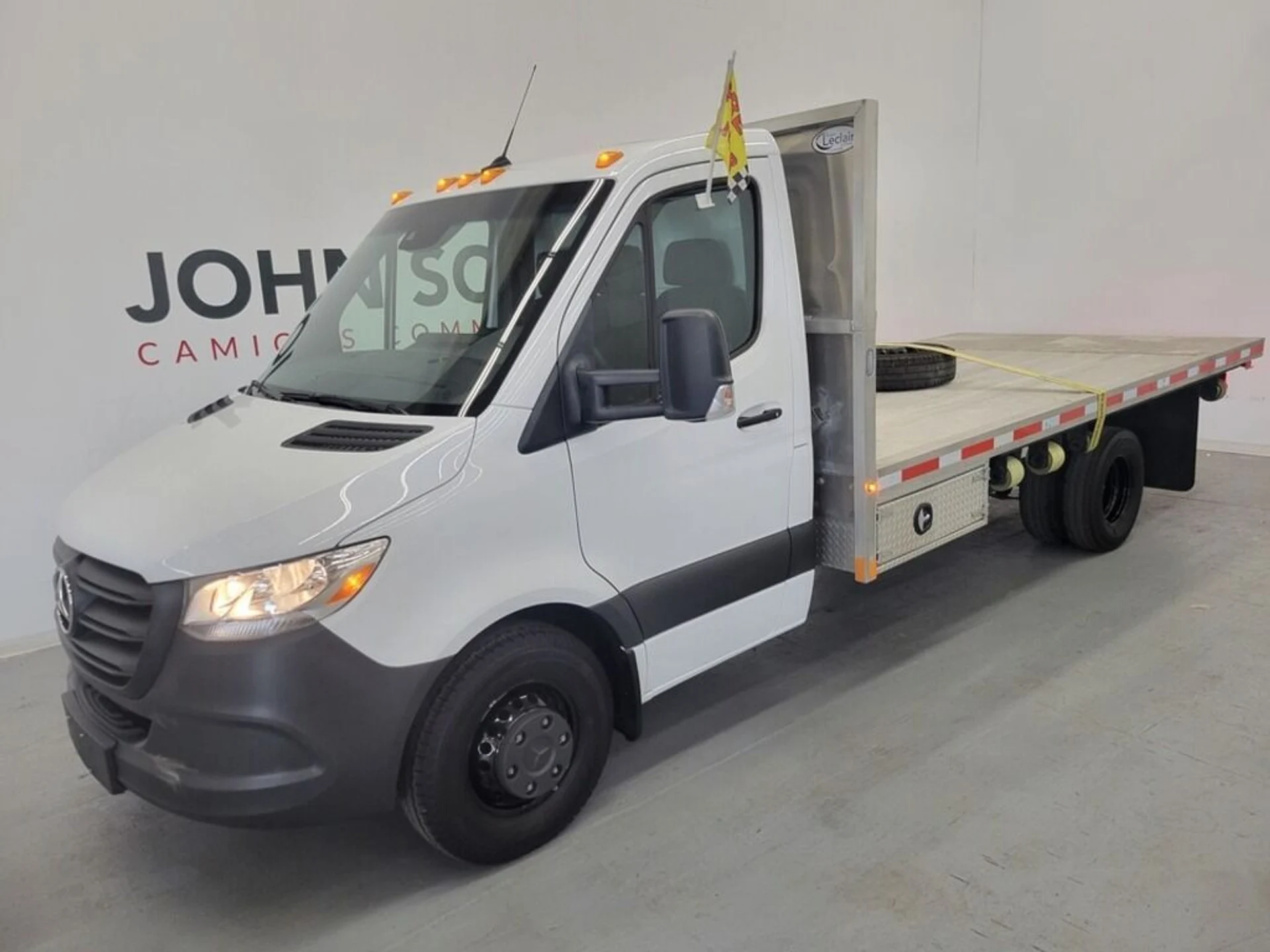 mph016_1377895289_mercedes_benz_4500_2022_jpg_v_1775587595_97b50c3692