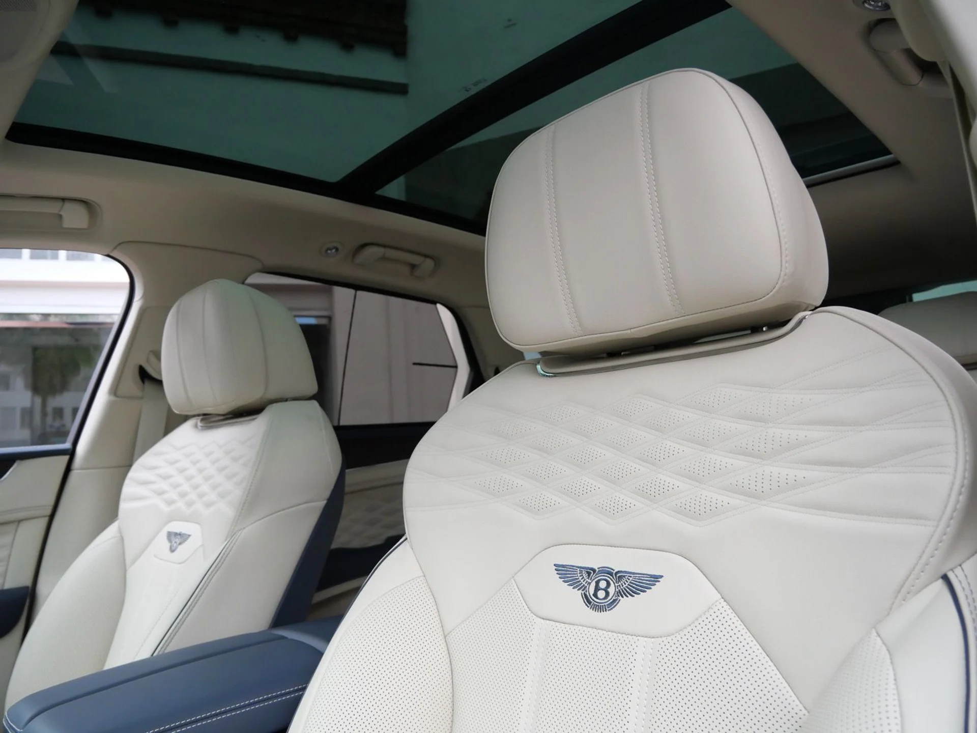 mph016_139566902_1057feb182235df8bc6ab2329cd0f678x_e82b207ebd