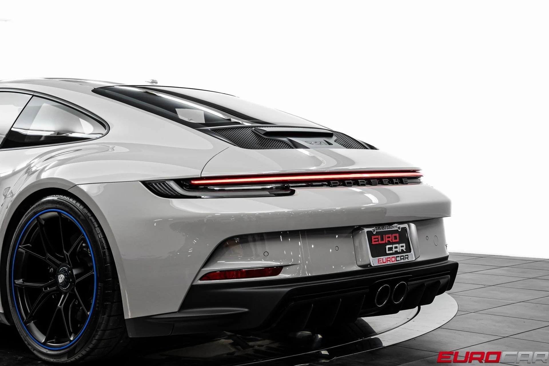 mph016_139946282_image_17_ac3cc73ea3