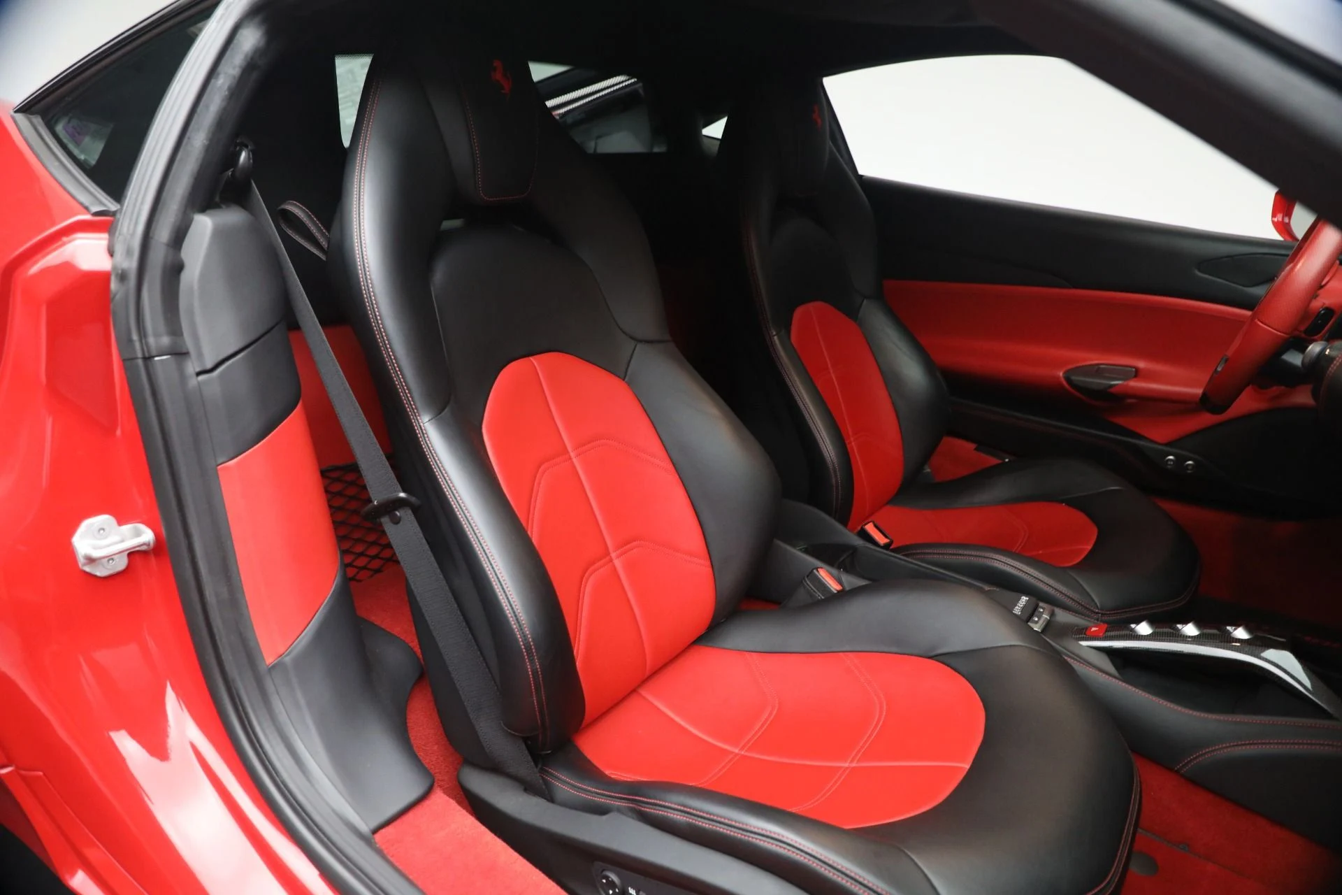 mph016_1400980893_Used_2018_Ferrari_488_GTB_1785949713_288a7f4162