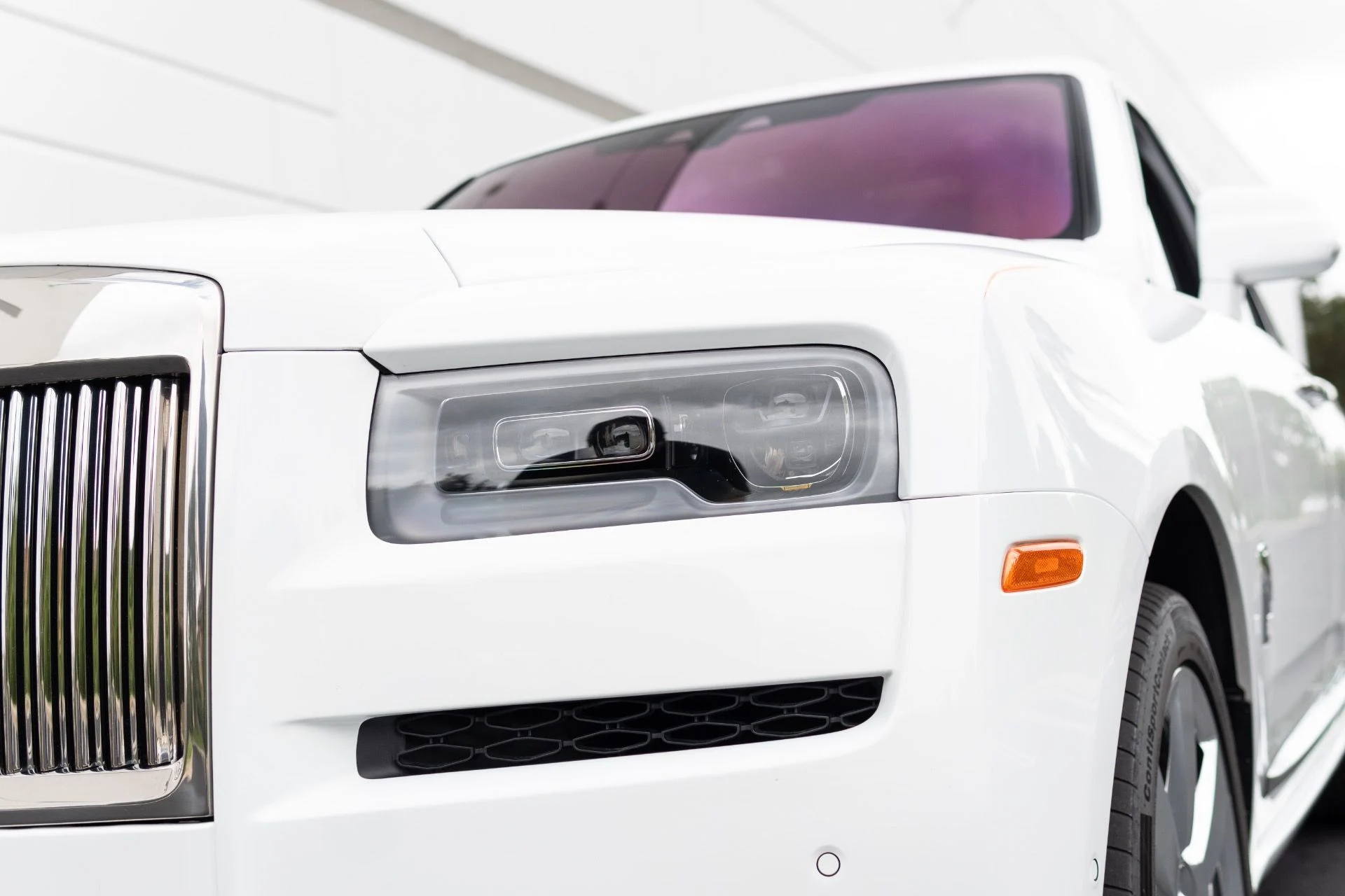 mph016_1417051793_Used_2023_Rolls_Royce_Cullinan_1766776442_f529c675e0