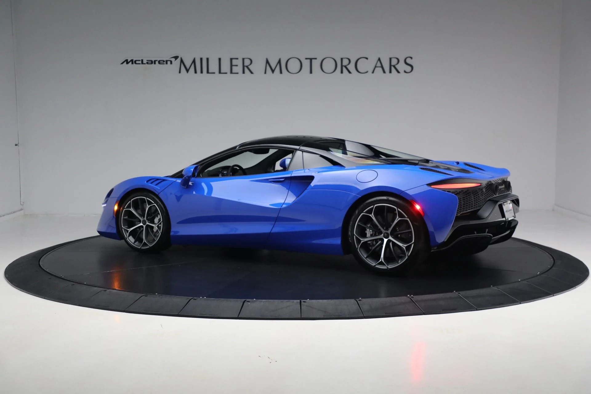 mph016_1424887041_New_2025_Mc_Laren_Artura_Spider_Performance_c6656d0254