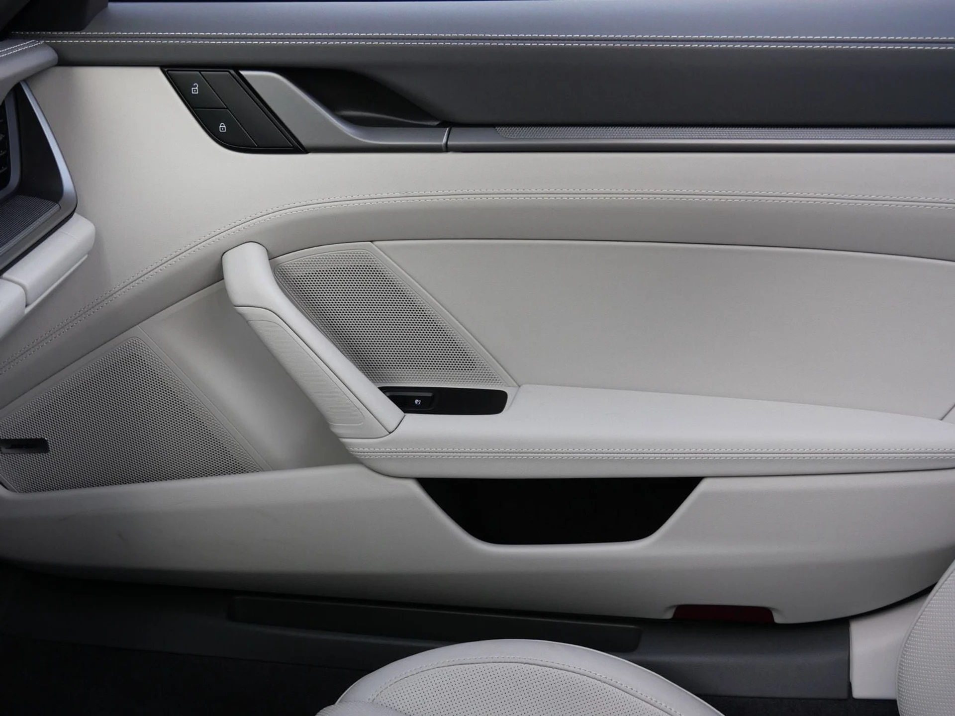 mph016_1435911929_b6db6075e07039f3419cc4225dac26b9x_6bcb2cacca