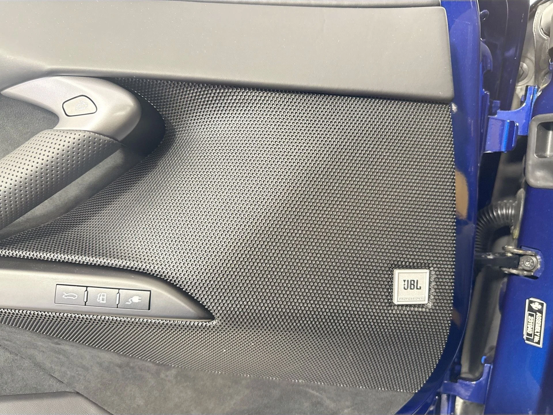 mph016_1436582912_dd58d53b7096c33f6864bee1b5eb4050_dfc484a328