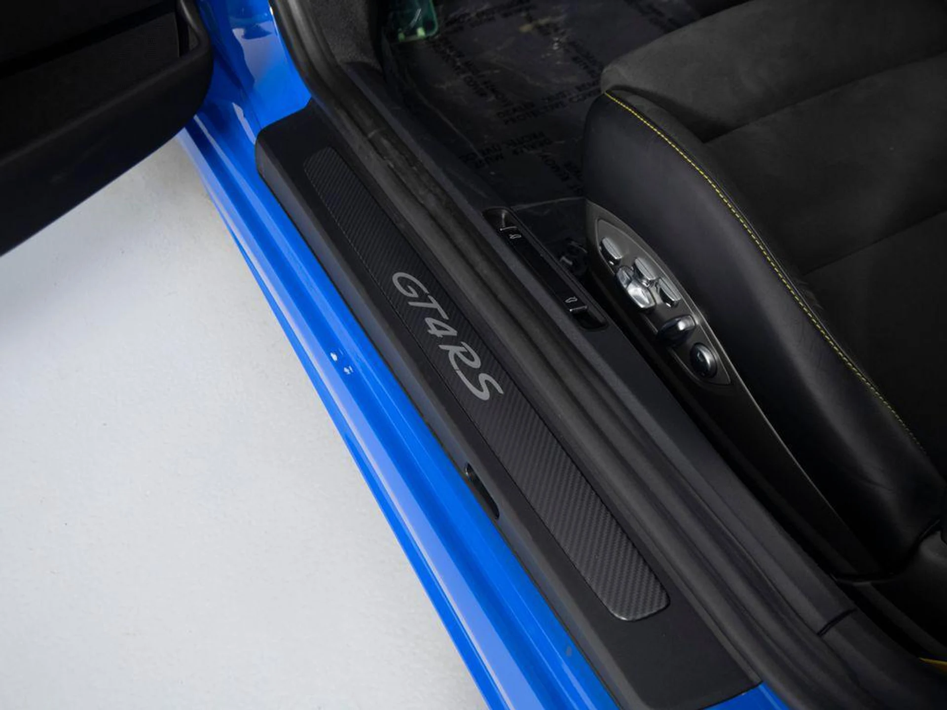 mph016_1438546187_Jzix2g_T5_Np_Lx4_YS_3n9_NPX_Lrt_Yl_E_126b418ab2