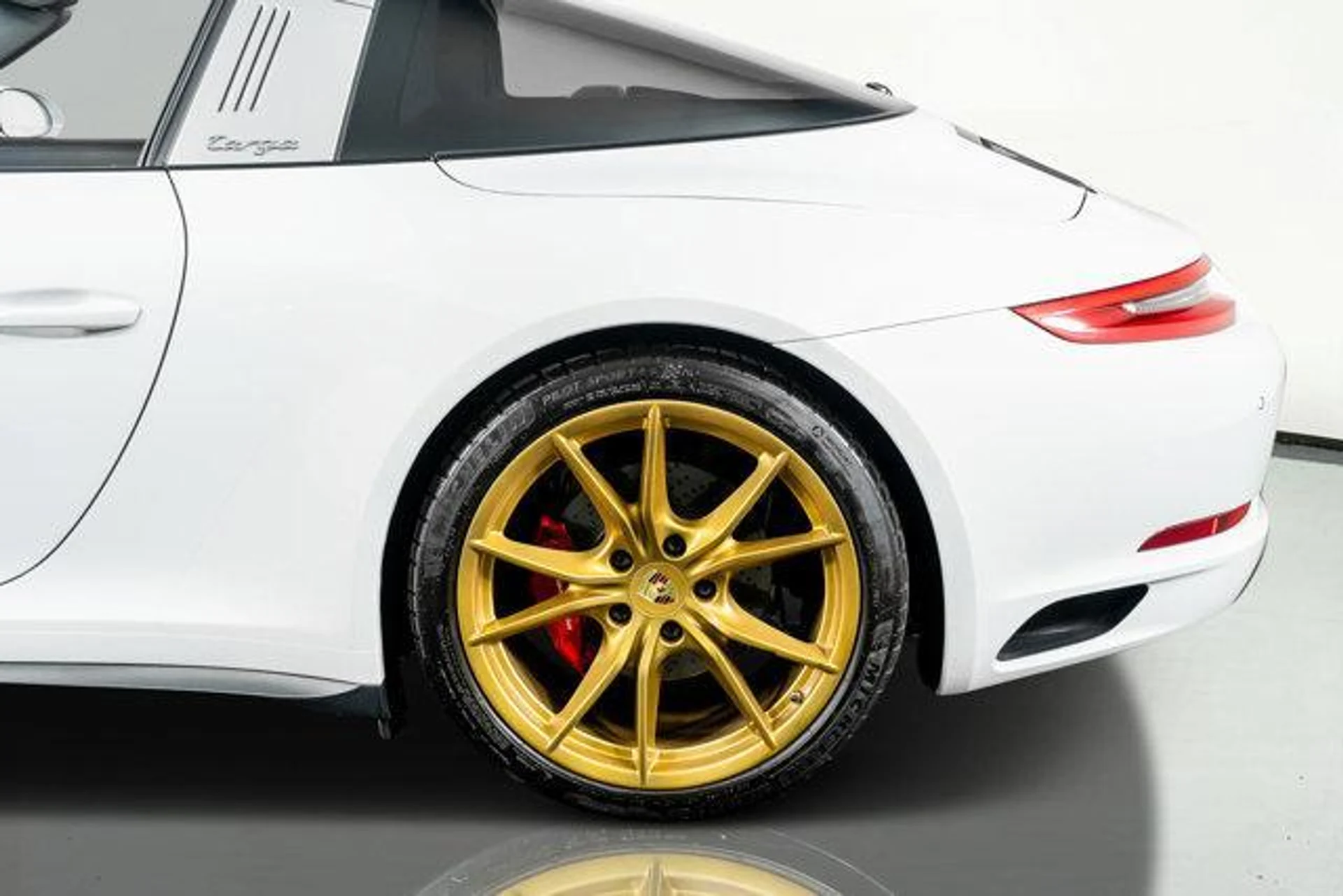 mph016_1448345953_C_Lcpfo_D4_CSQ_V_u_Sk_VI_5ljo_Jn_U_1fb5fd00ae