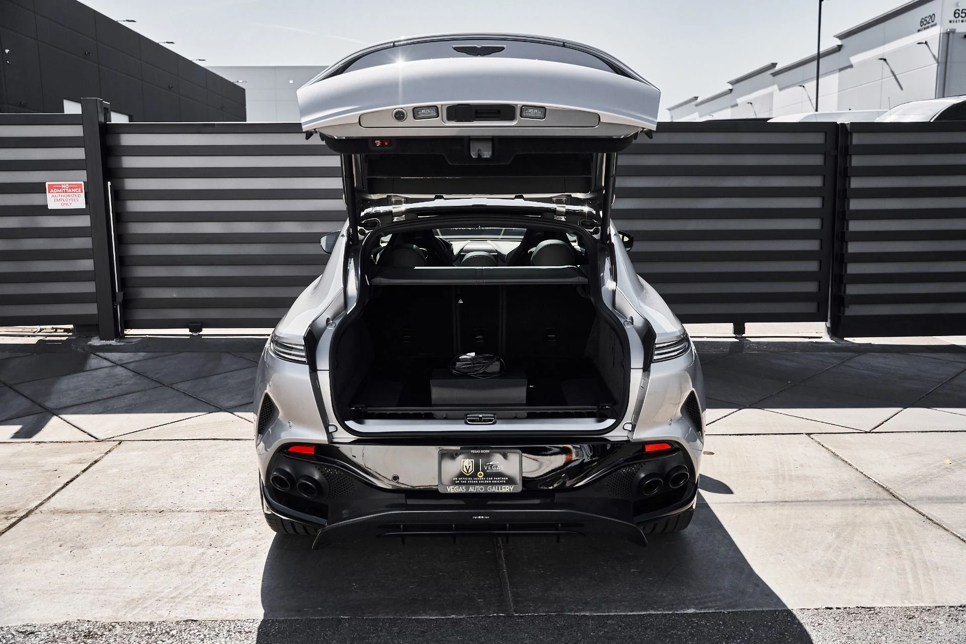 mph016_1453717637_Used_2025_Aston_Martin_DBX_707_1778288587_c2f6e10eab