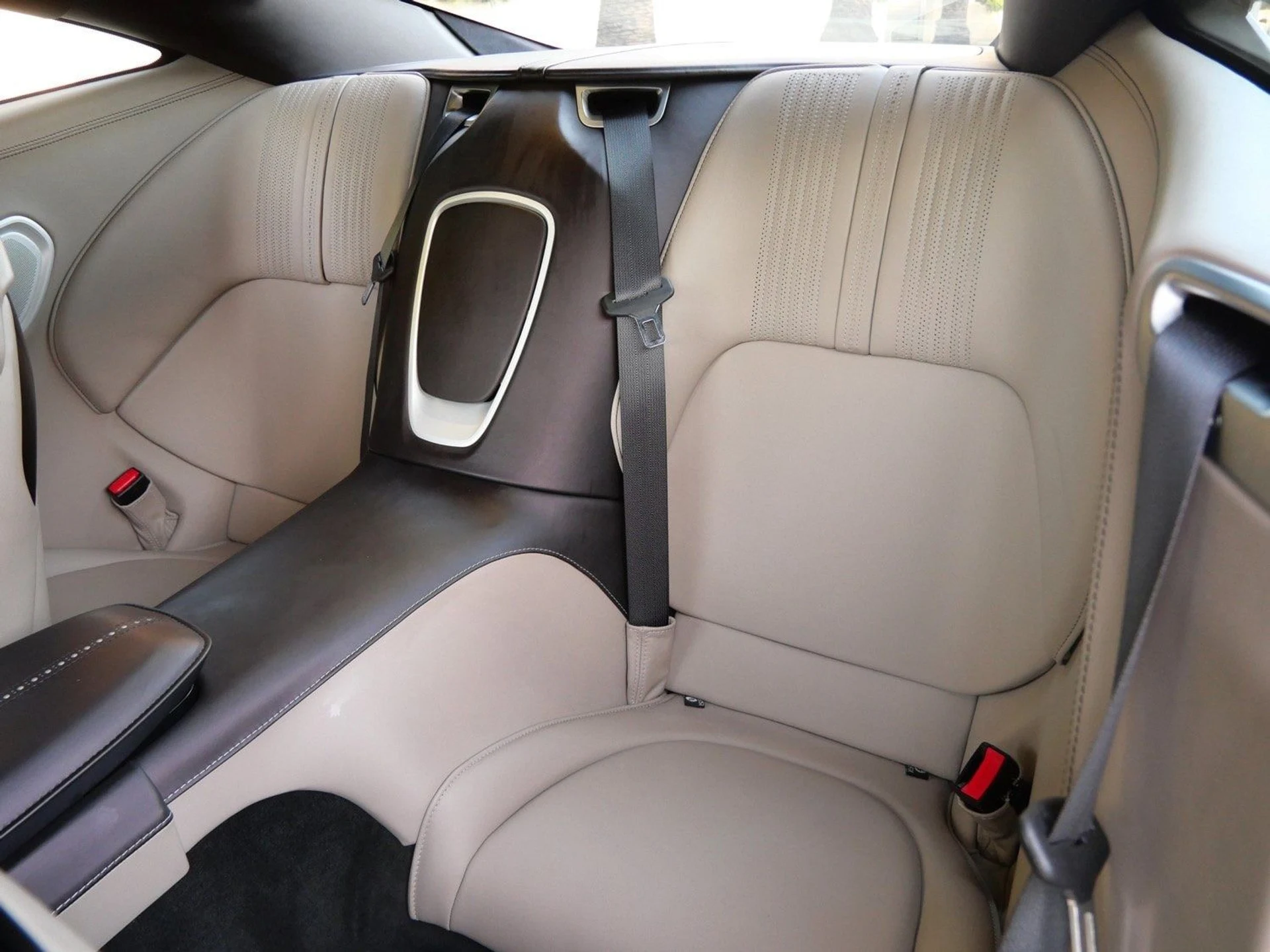 mph016_1458050470_249b674e848827953b09ae662801731bx_deed32d53a