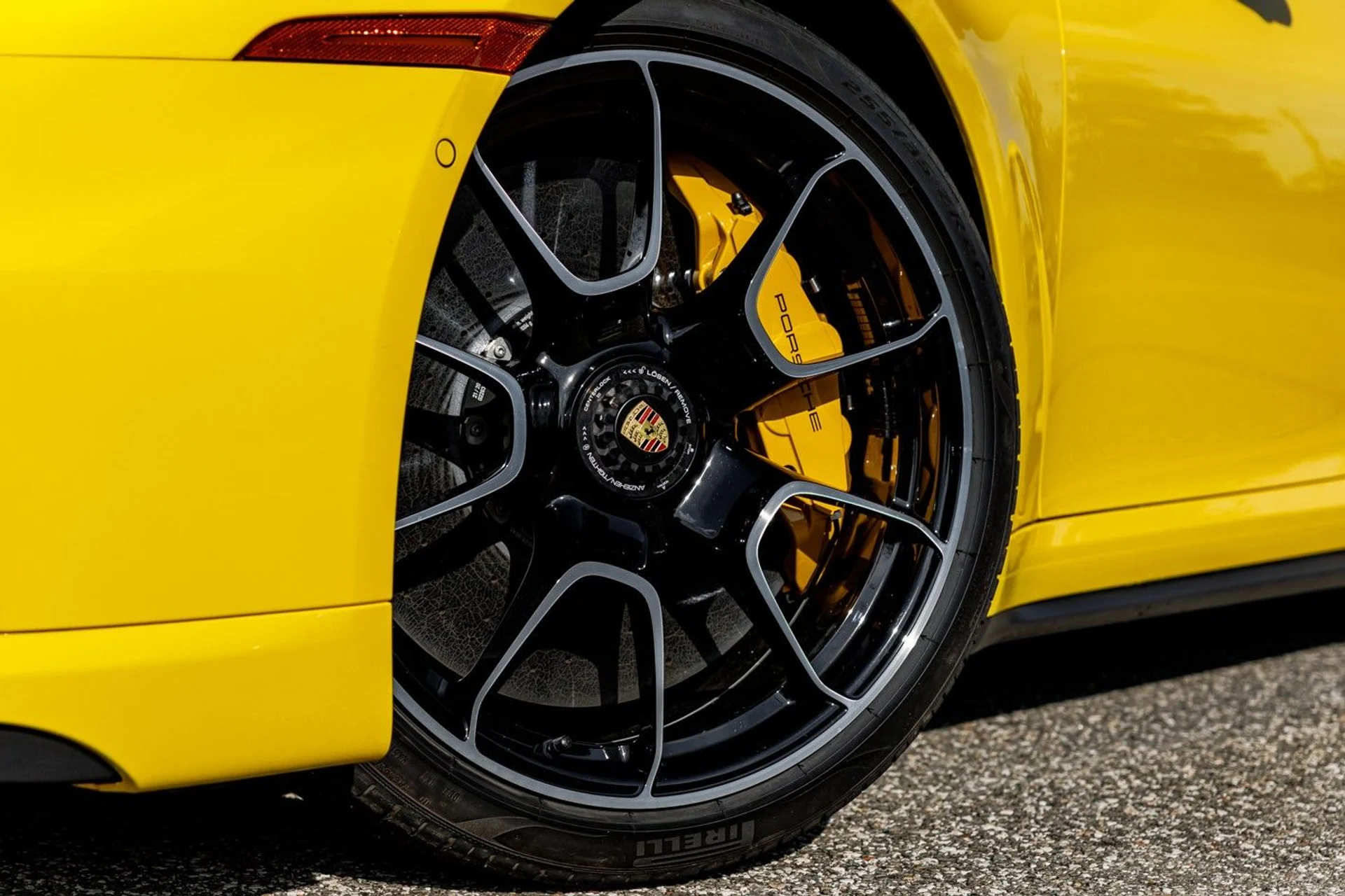 mph016_1458637648_622_p17_l_d95b7575df