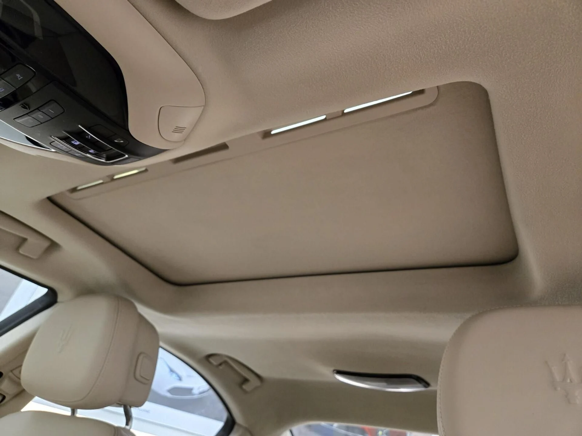 mph016_1464084115_Used_2022_Maserati_Ghibli_Modena_1770446741_6d4d36ebca