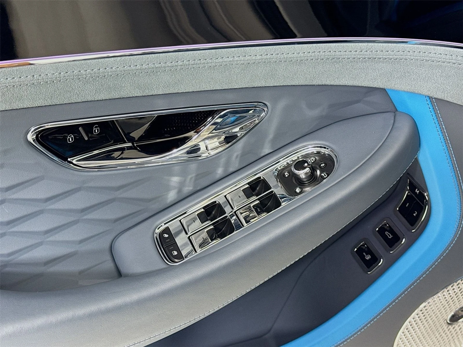 mph016_1473834444_071313331925626345281f25d27cab89x_7244df3096