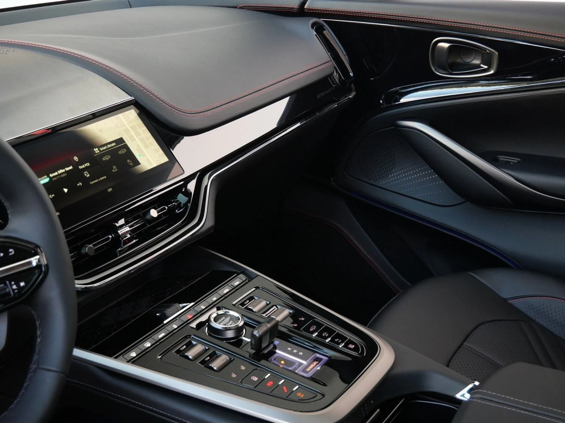 mph016_147423575_2962f6f6e2960a26952a08c81e44088ax_3952f71d9c