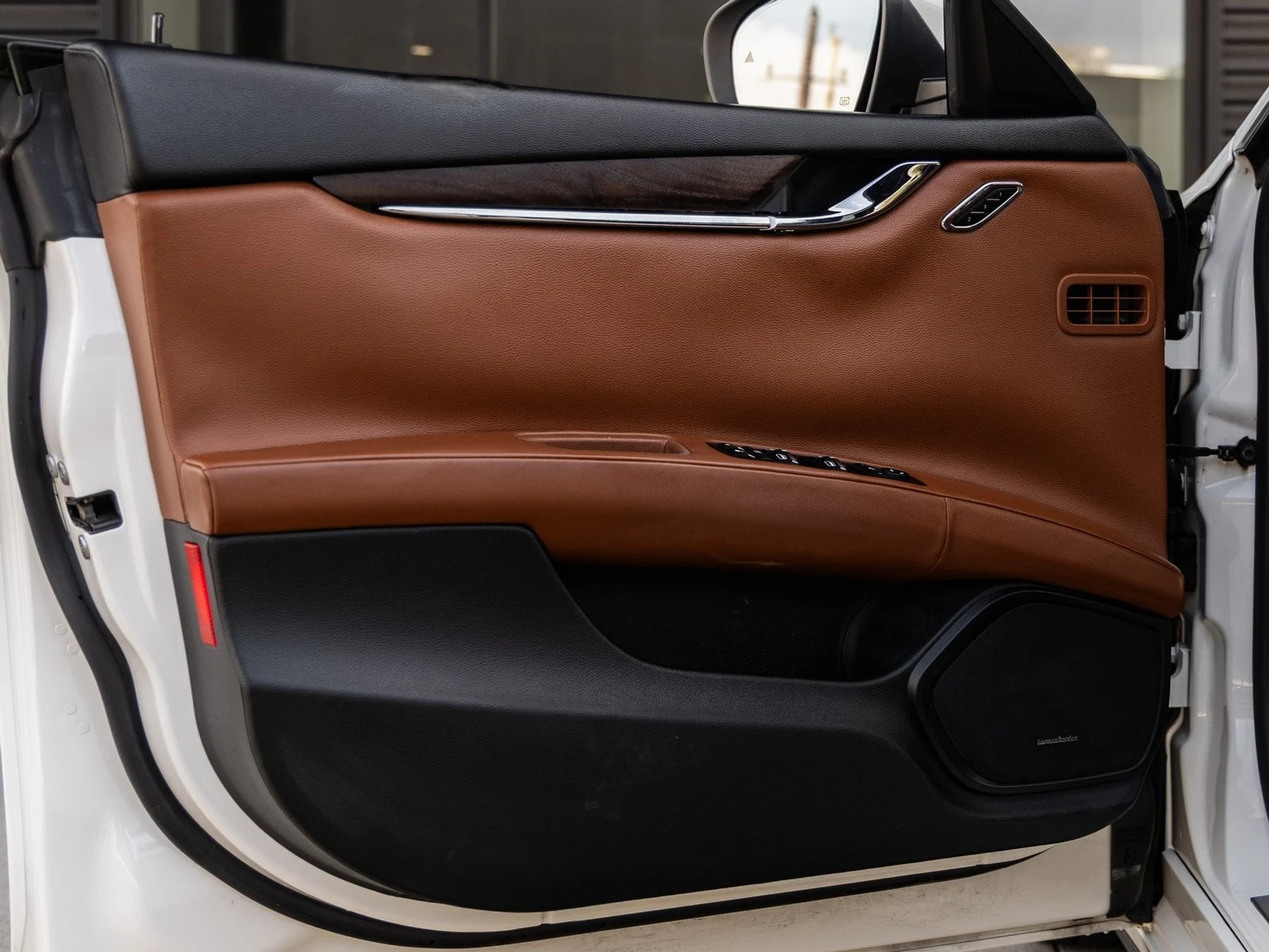 mph016_1483021235_17_75f14470bf