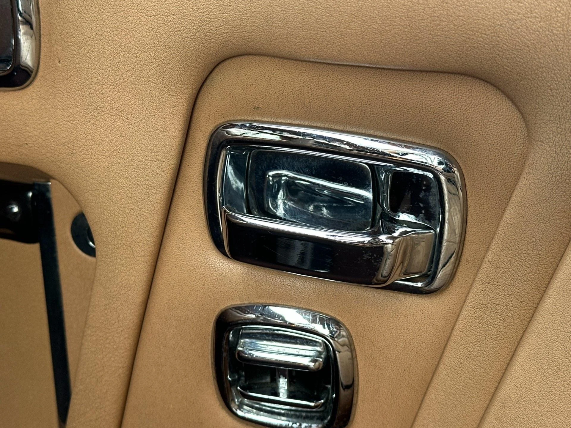 mph016_1487247877_Used_1986_Rolls_Royce_Corniche_1760538266_d1b2f0e3d1