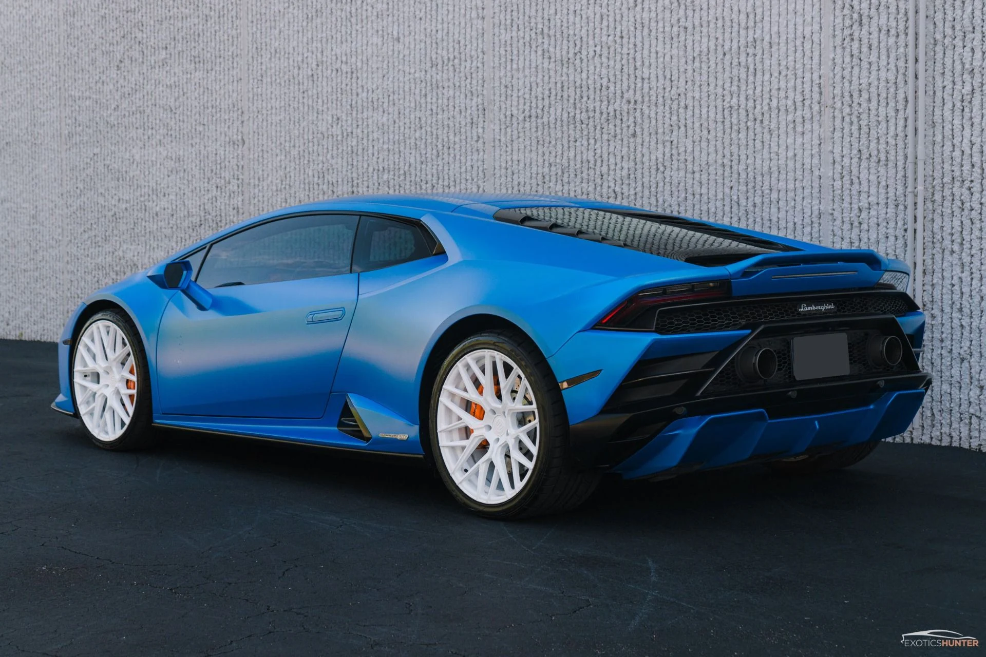 mph016_149696400_Used_2020_Lamborghini_Huracan_EVO_Blu_Aegeus_Matte_Paint_w_Orange_Leather_Sensonum_Audio_1781046244_b8d07ce966