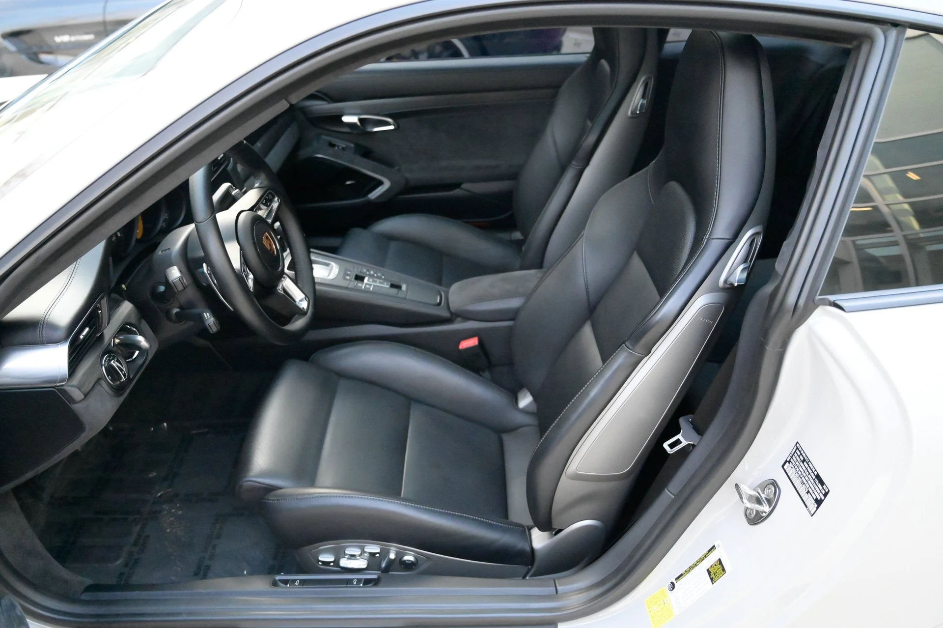 mph016_1498874623_216bf56e0de140cabf8f1b67eb0844f6_37a76749b6