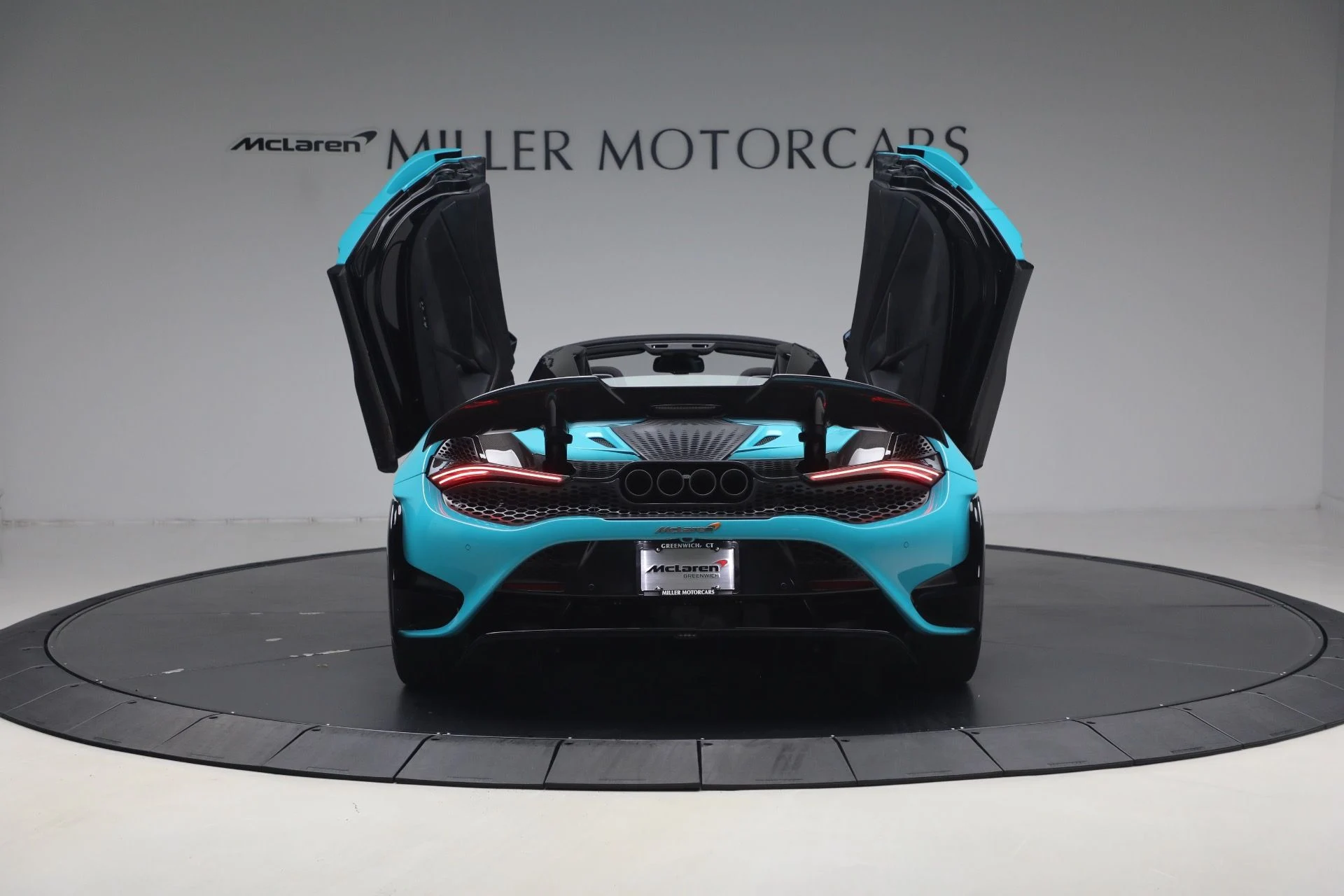 mph016_1506825522_Used_2022_Mc_Laren_765_LT_Spider_af6b568e1d