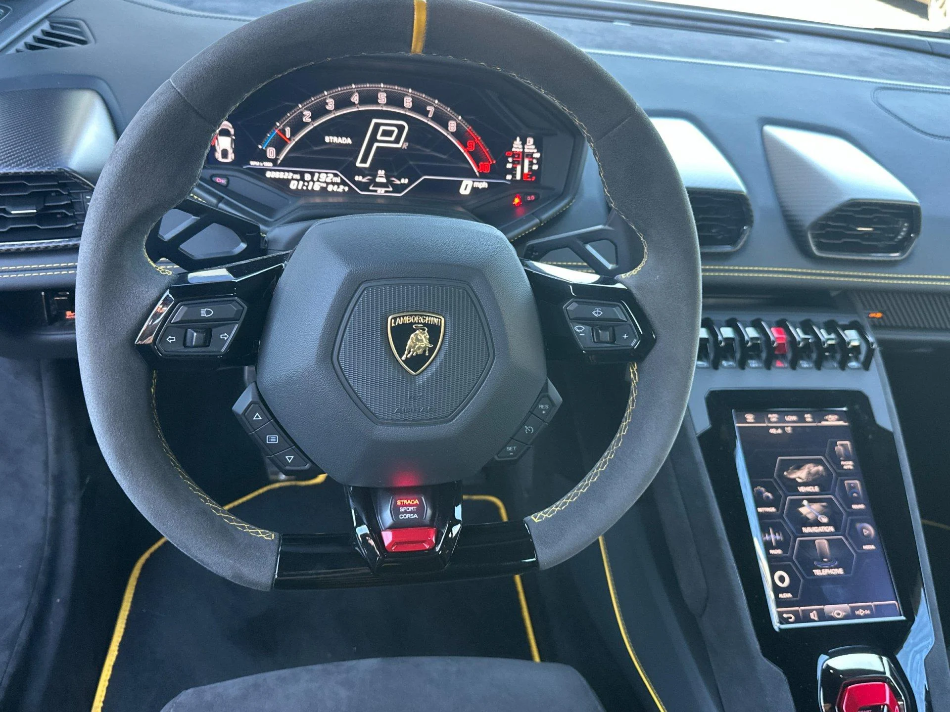mph016_1507781374_Used_2024_Lamborghini_Huracan_Tecnica_1792147657_67ced02a83