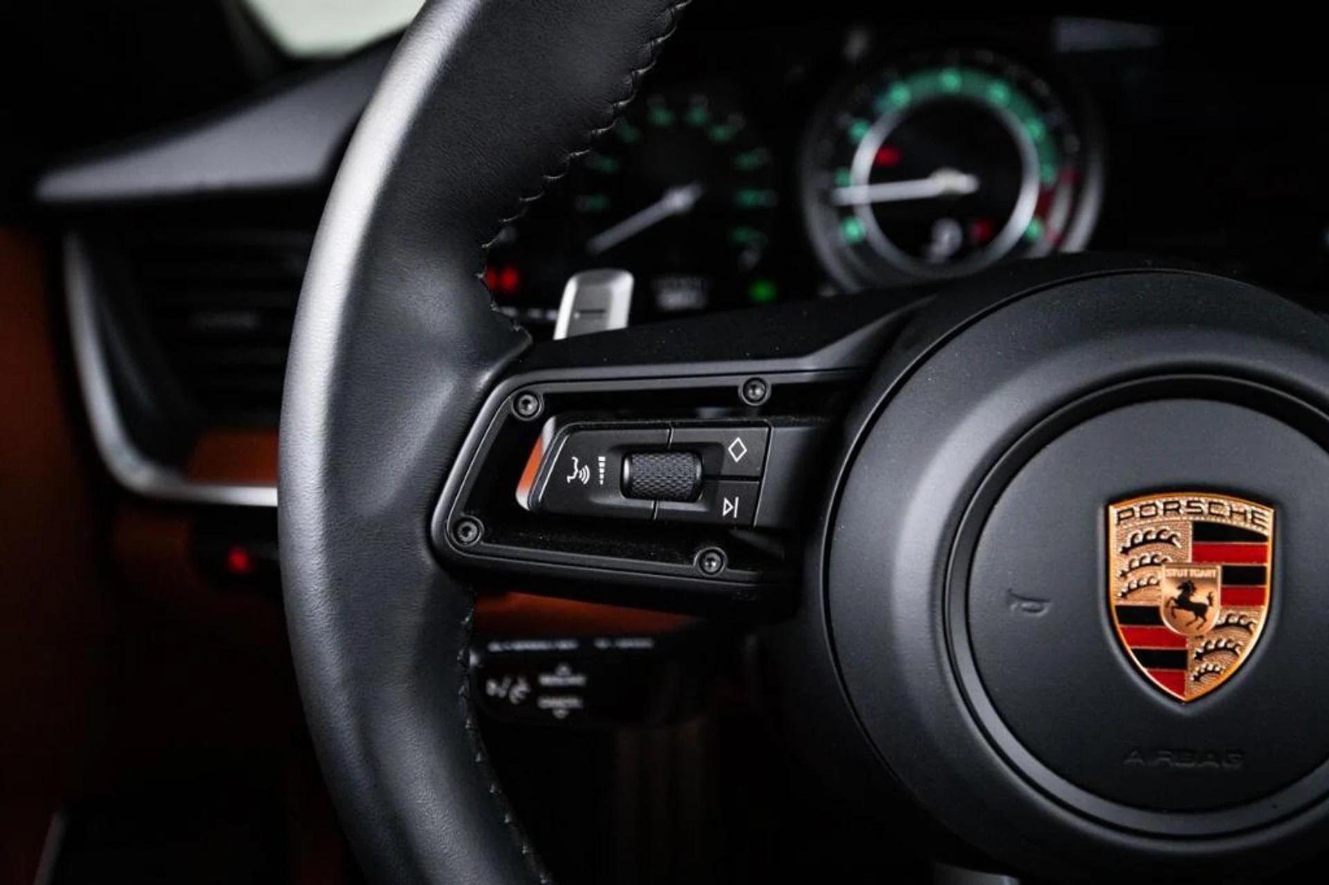 mph016_1511492851_jb_Ipd_H8i3ch_Rz_Cu_Y_Dsk_Ay_DZ_5_K0_8d51fcce89